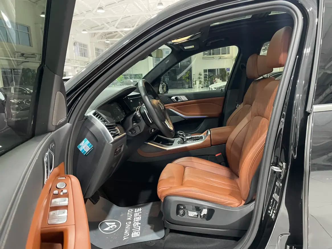 BMW X7 2021 г. 49480 км. — фото 25