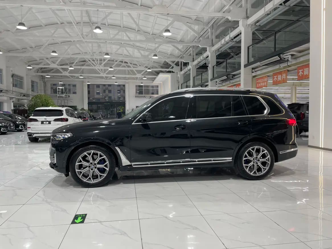 BMW X7 2021 г. 49480 км. — фото 4