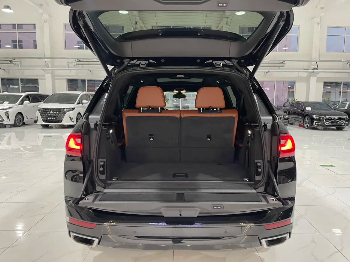 BMW X7 2021 г. 49480 км. — фото 32