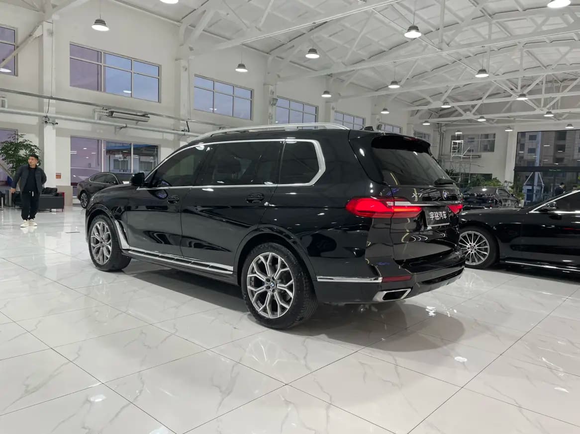 BMW X7 2021 г. 49480 км. — фото 5
