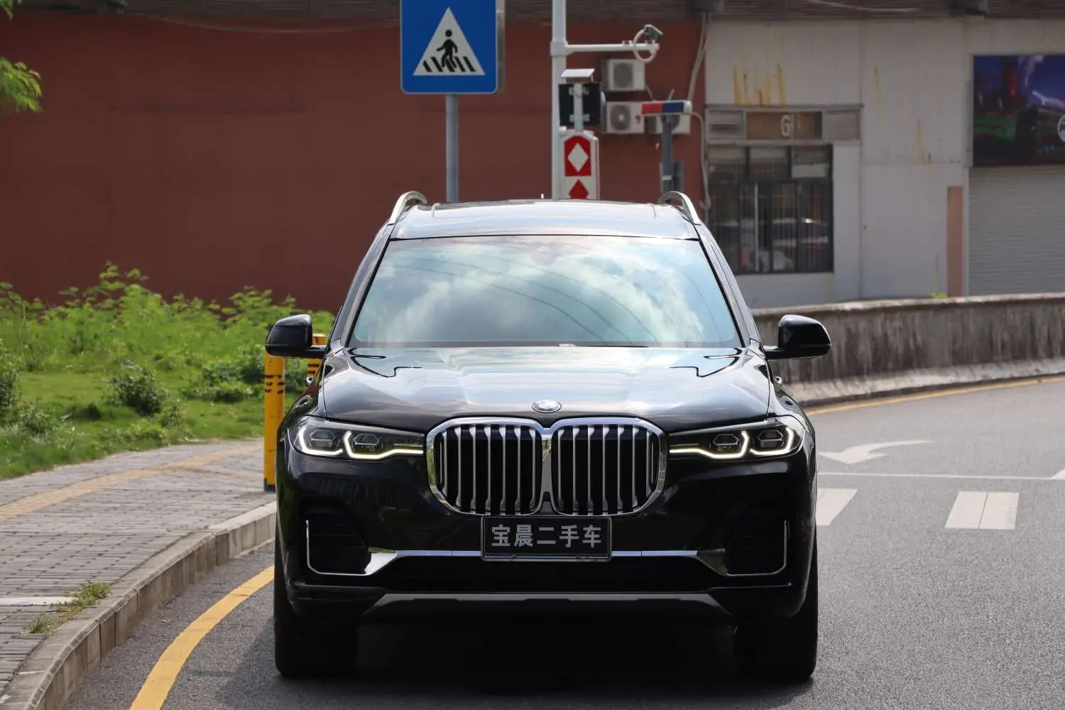 BMW X7 2021 г. 80081 км. — фото 2