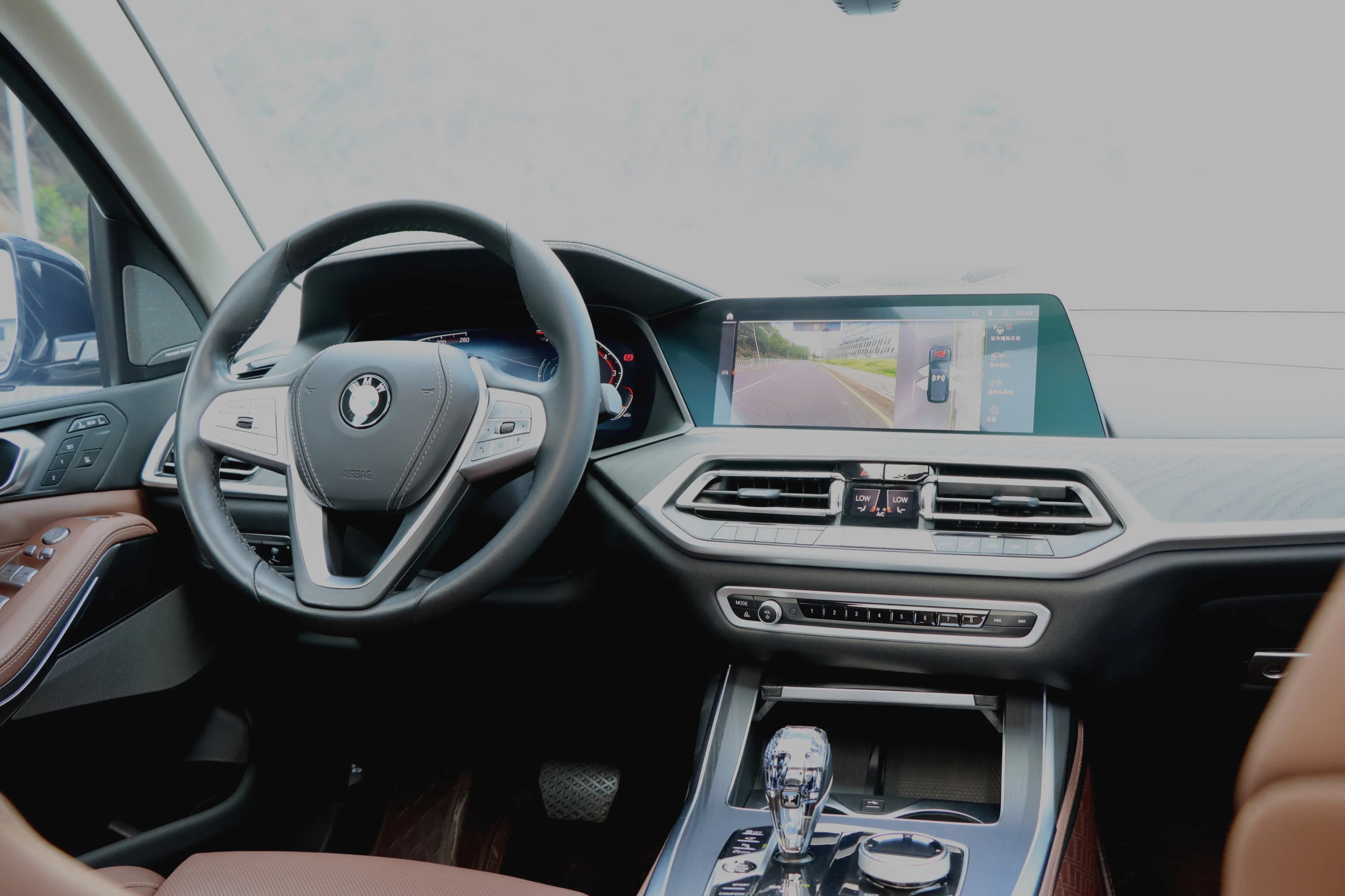 BMW X7 2021 г. 80081 км. — фото 15