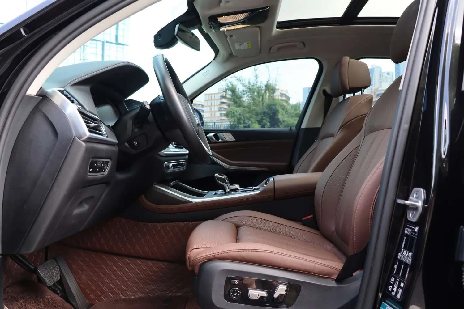 BMW X7 2021 г. 80081 км. — фото 16