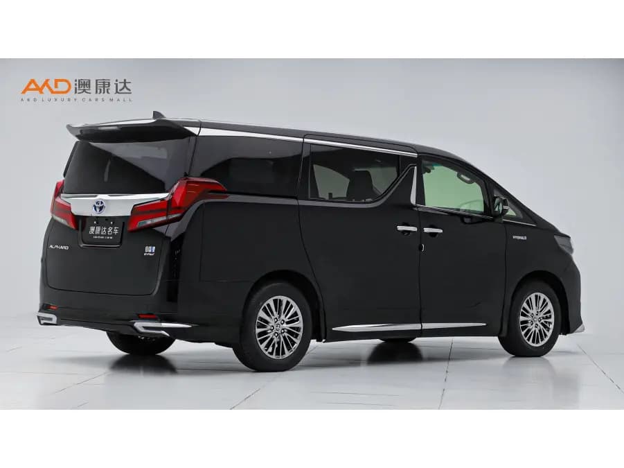 Toyota Alphard 2022 г. 58325 км. — фото 3