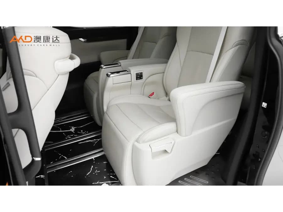 Toyota Alphard 2022 г. 58325 км. — фото 6
