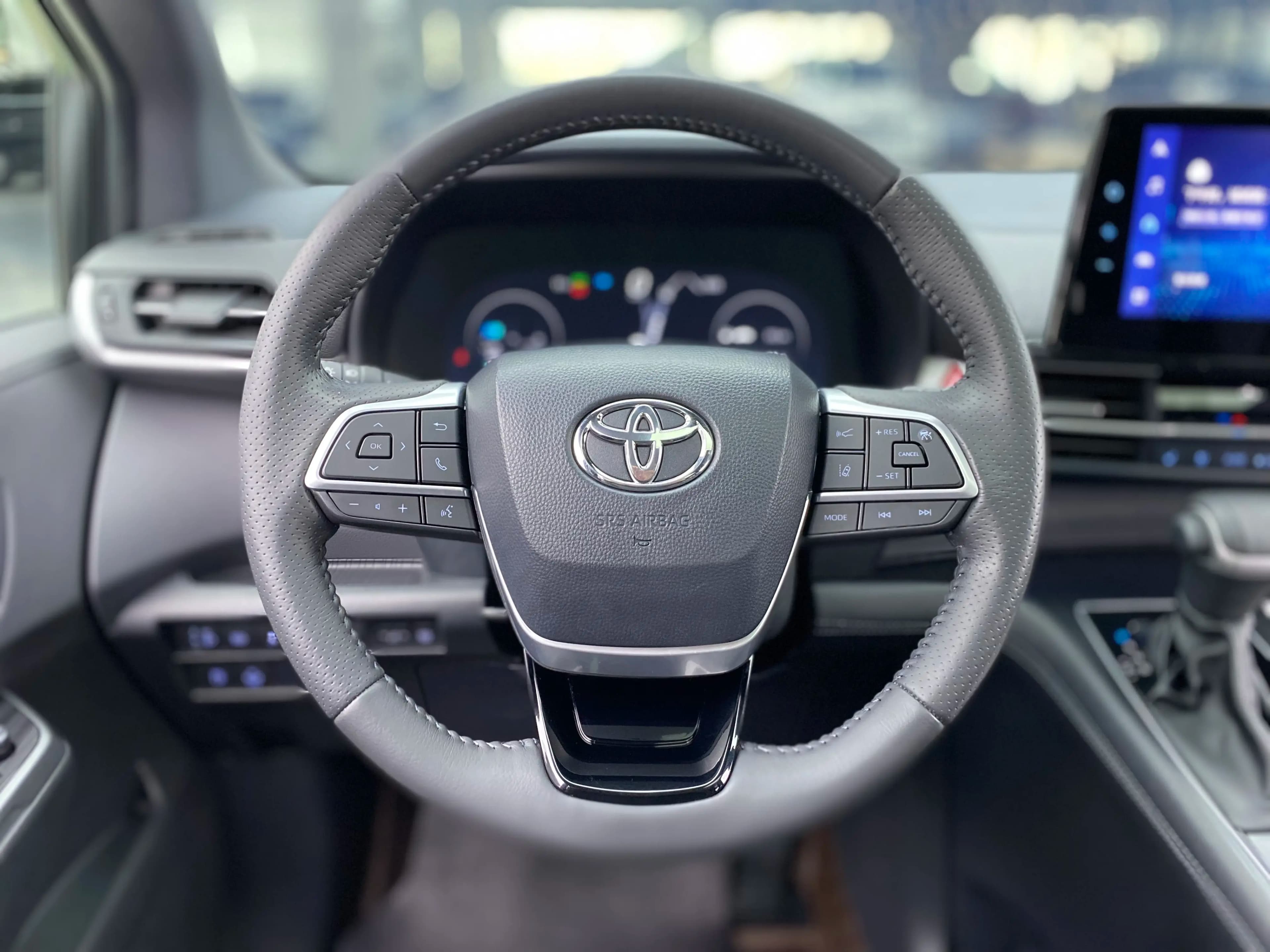 Toyota Sienna 2022 г. 27244 км. — фото 19