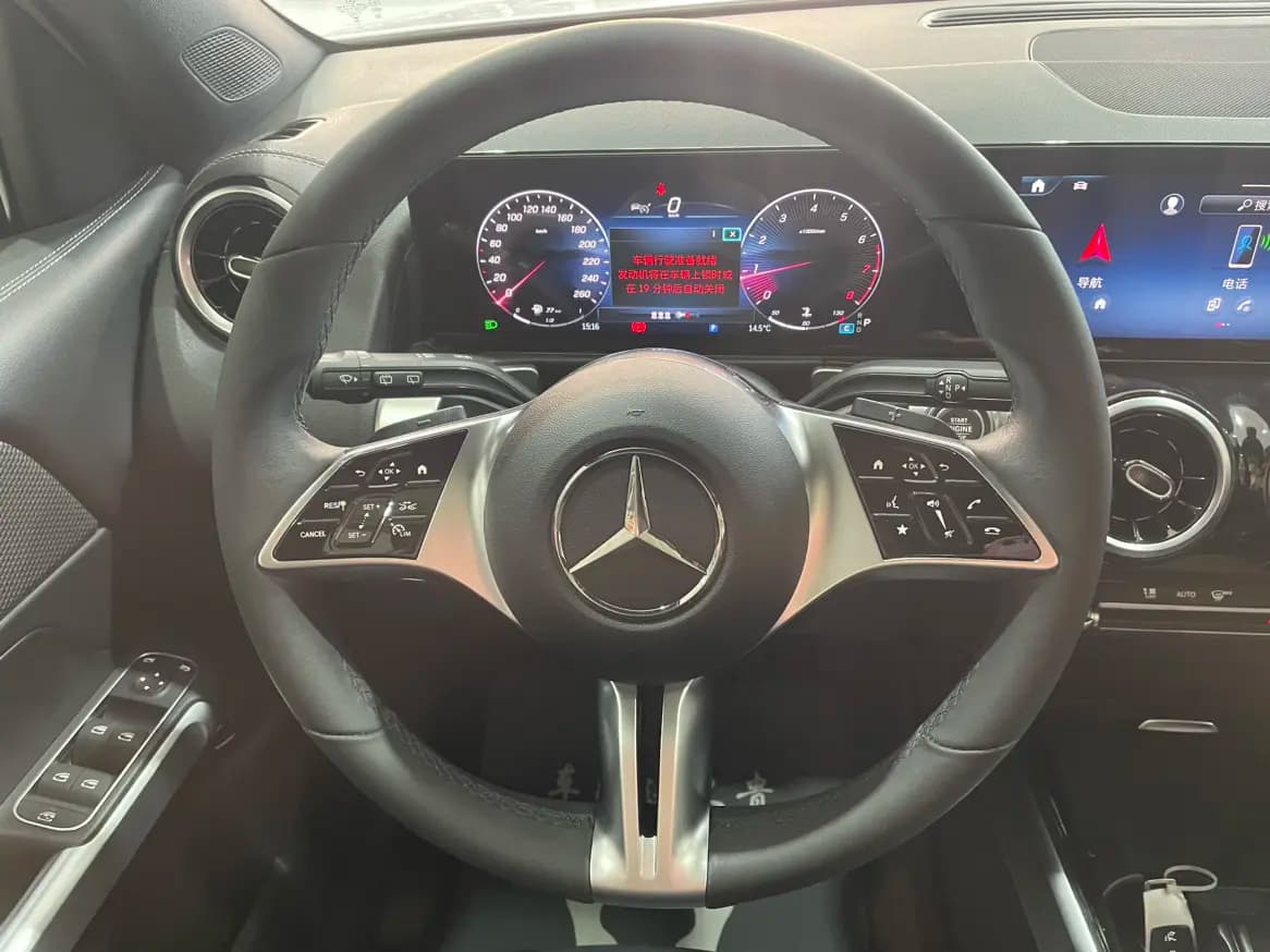 Mercedes-Benz GLB 2024 г. 20485 км. — фото 21
