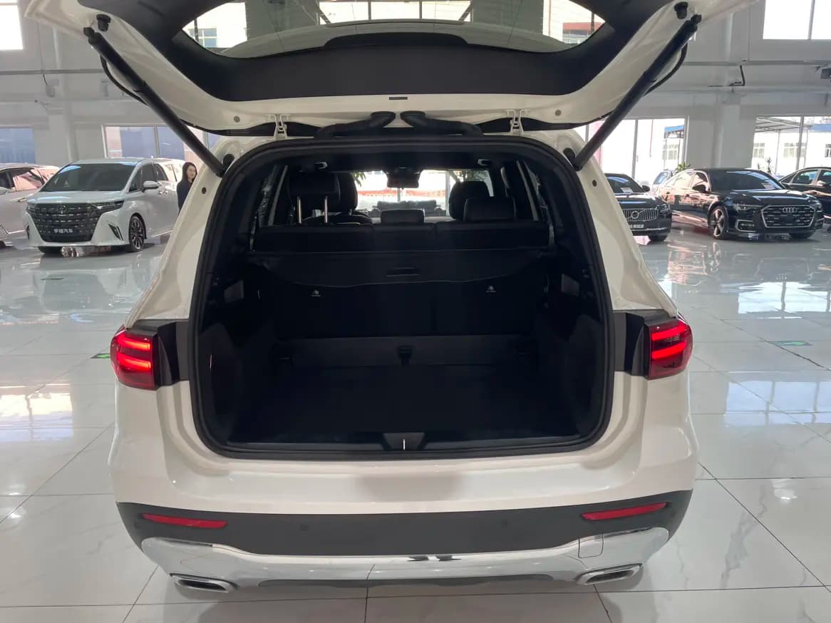 Mercedes-Benz GLB 2024 г. 20485 км. — фото 31