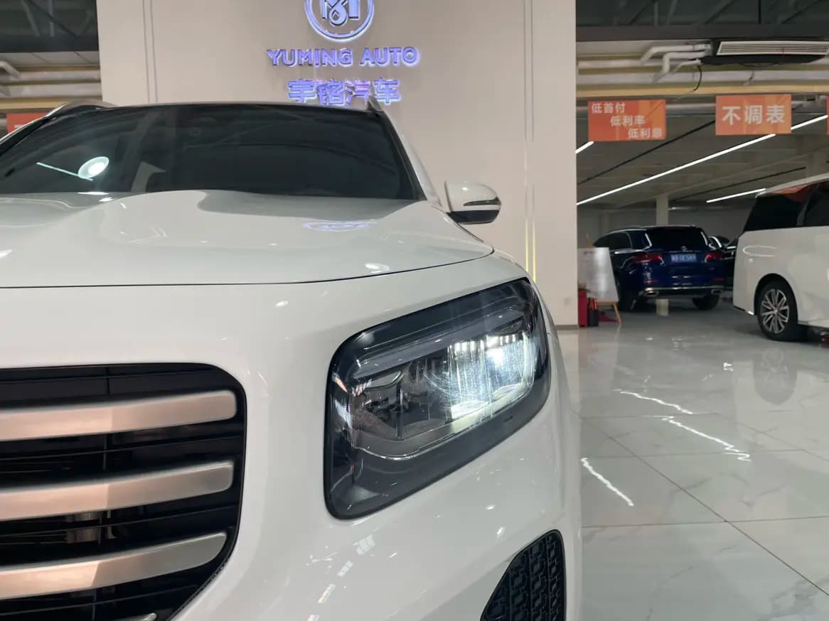 Mercedes-Benz GLB 2024 г. 20485 км. — фото 10
