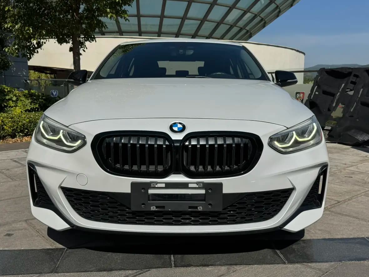BMW 1 Series 2021 г. 55068 км. — фото 2