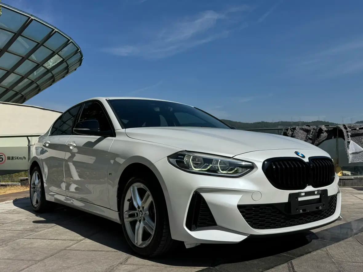 BMW 1 Series 2021 г. 55068 км. — фото 3