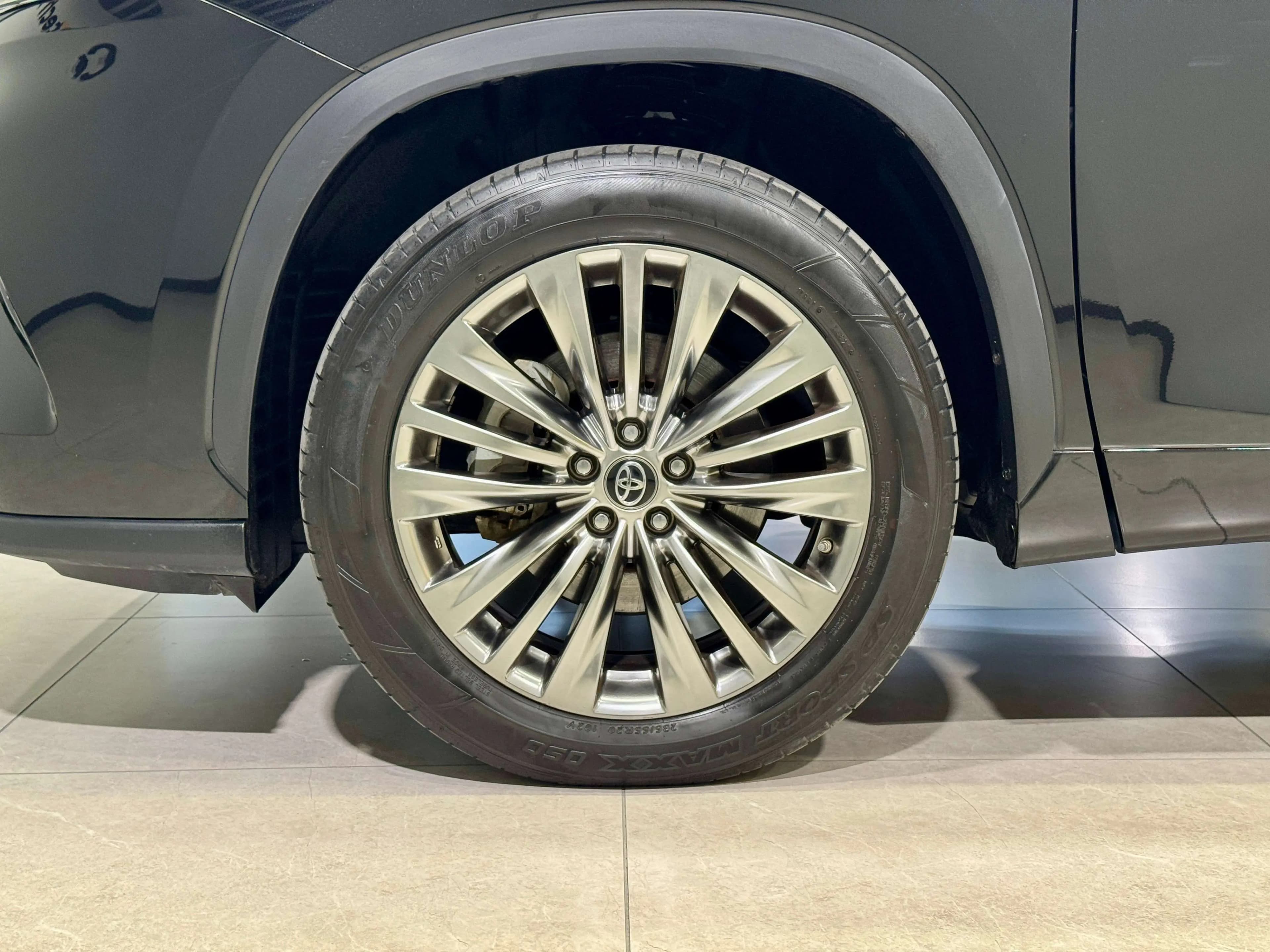 Toyota Highlander 2022 г. 48111 км. — фото 13