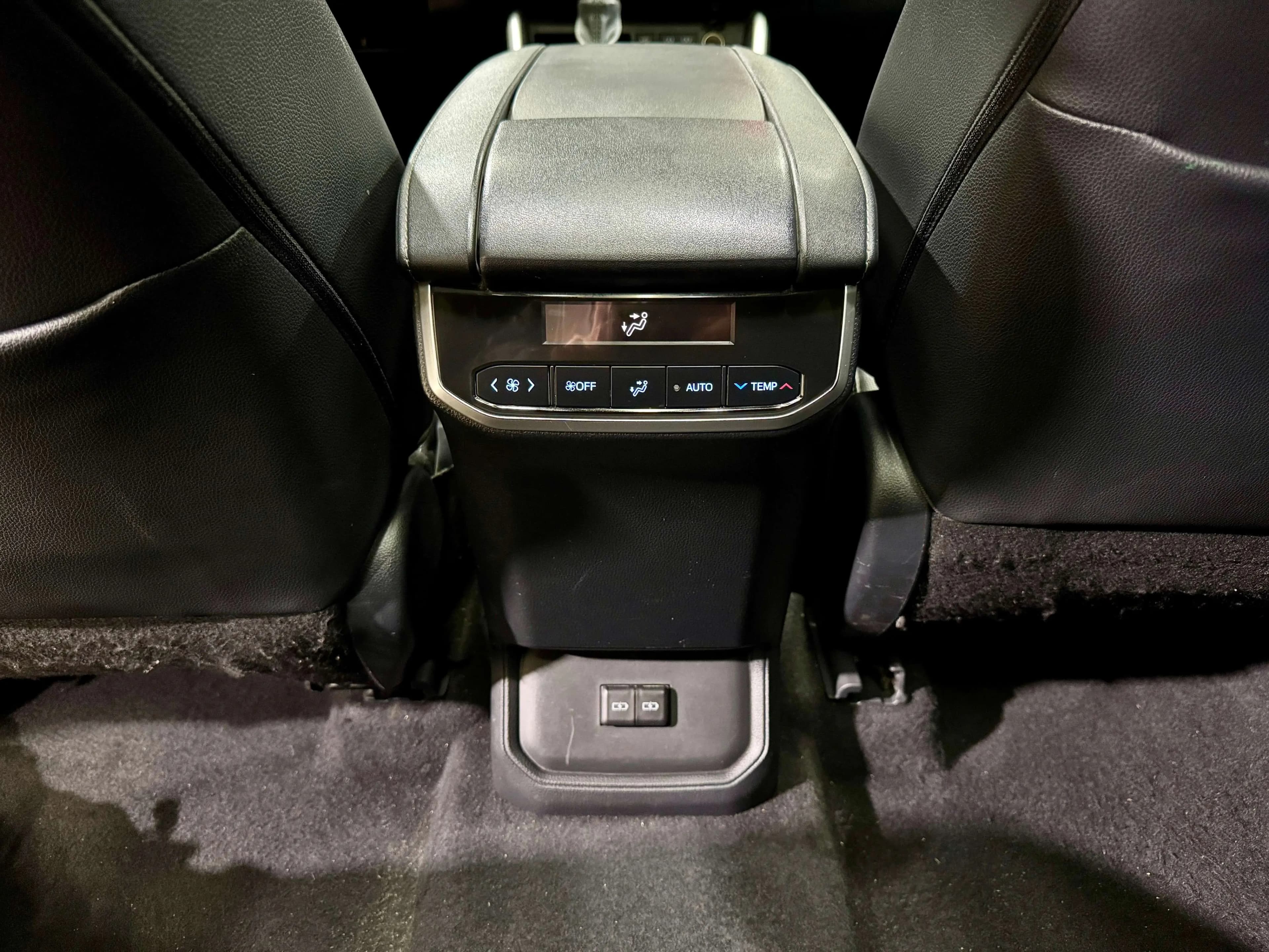 Toyota Highlander 2022 г. 48111 км. — фото 16