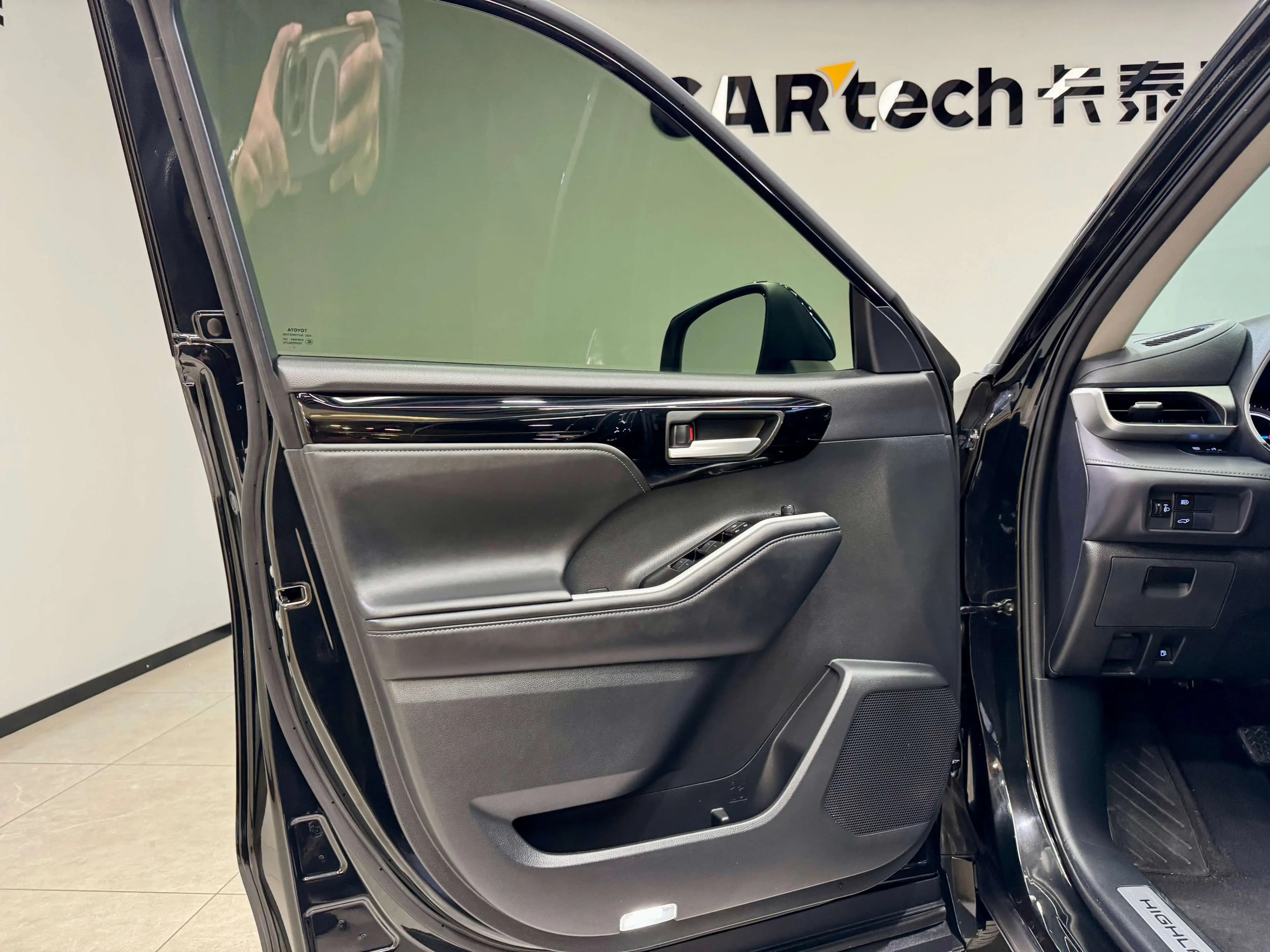 Toyota Highlander 2022 г. 48111 км. — фото 27