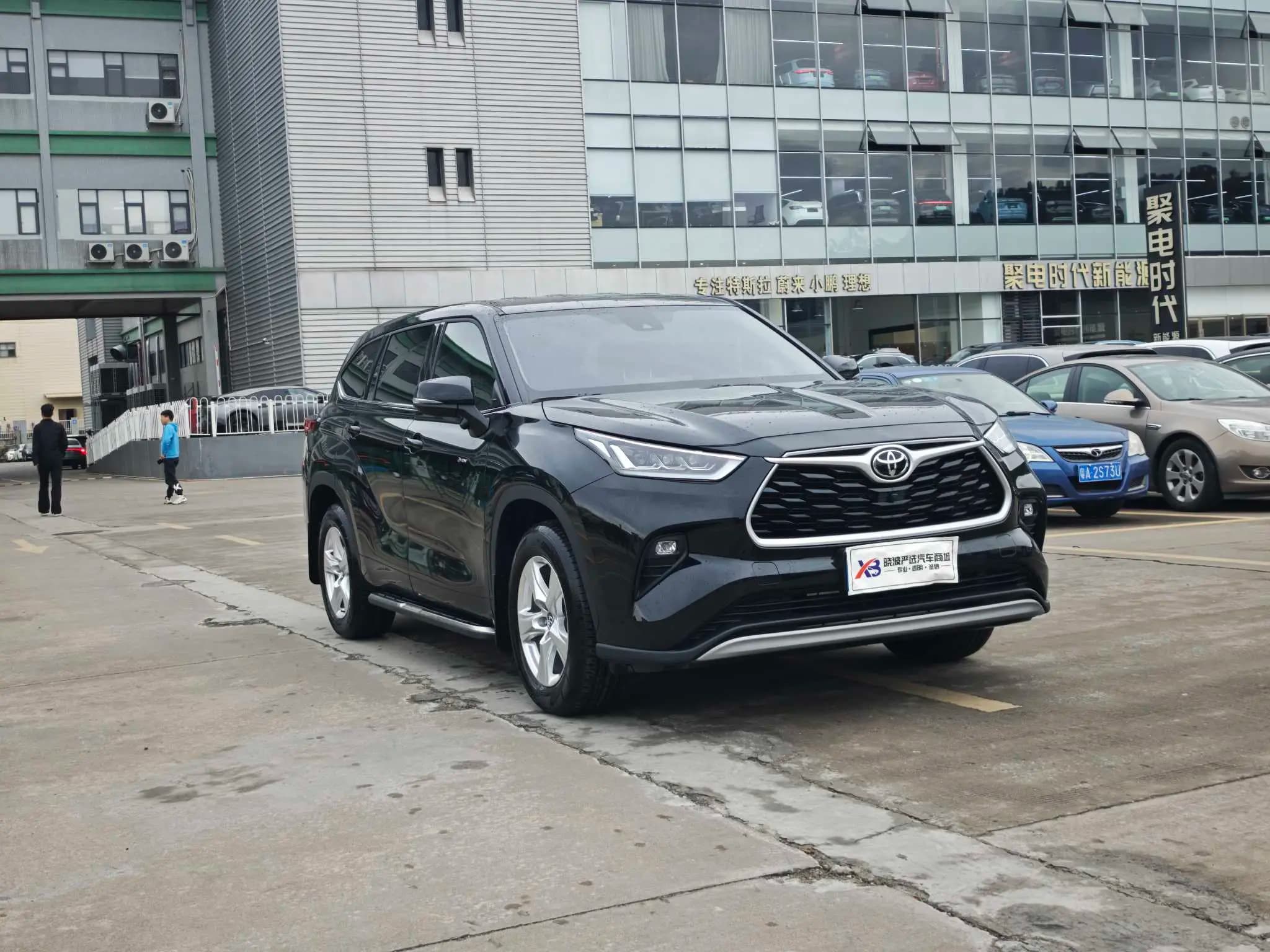 Toyota Highlander 2025 г. 10113 км. — фото 3