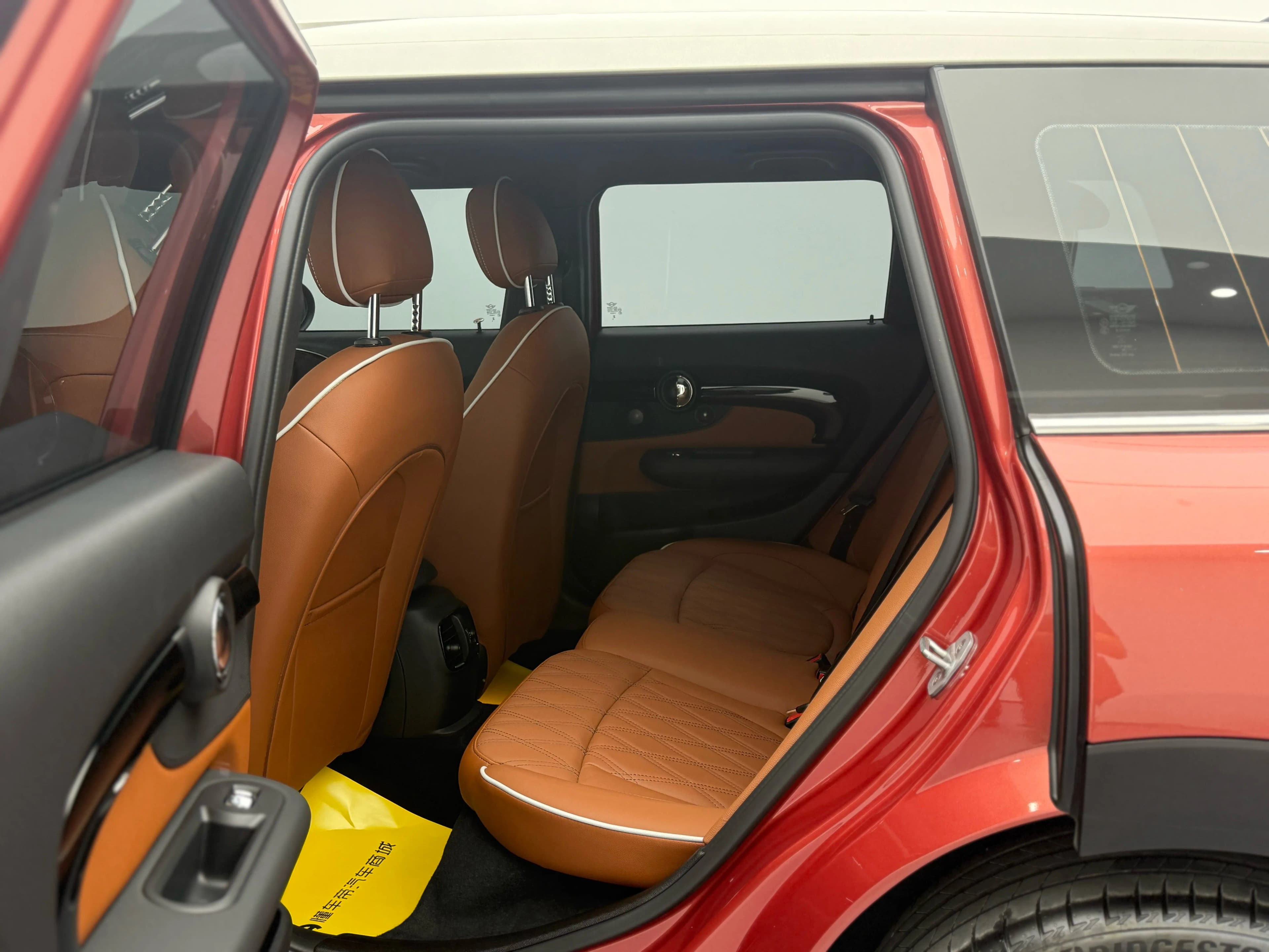 MINI CLUBMAN 2024 г. 12621 км. — фото 18