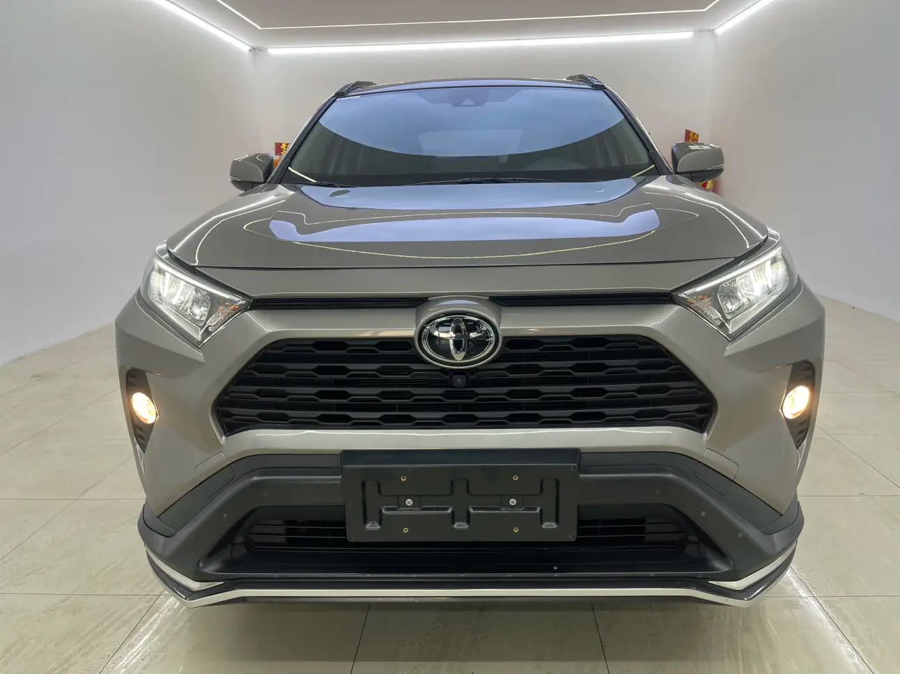 Toyota RAV4 2021 г. 44085 км. — фото 2