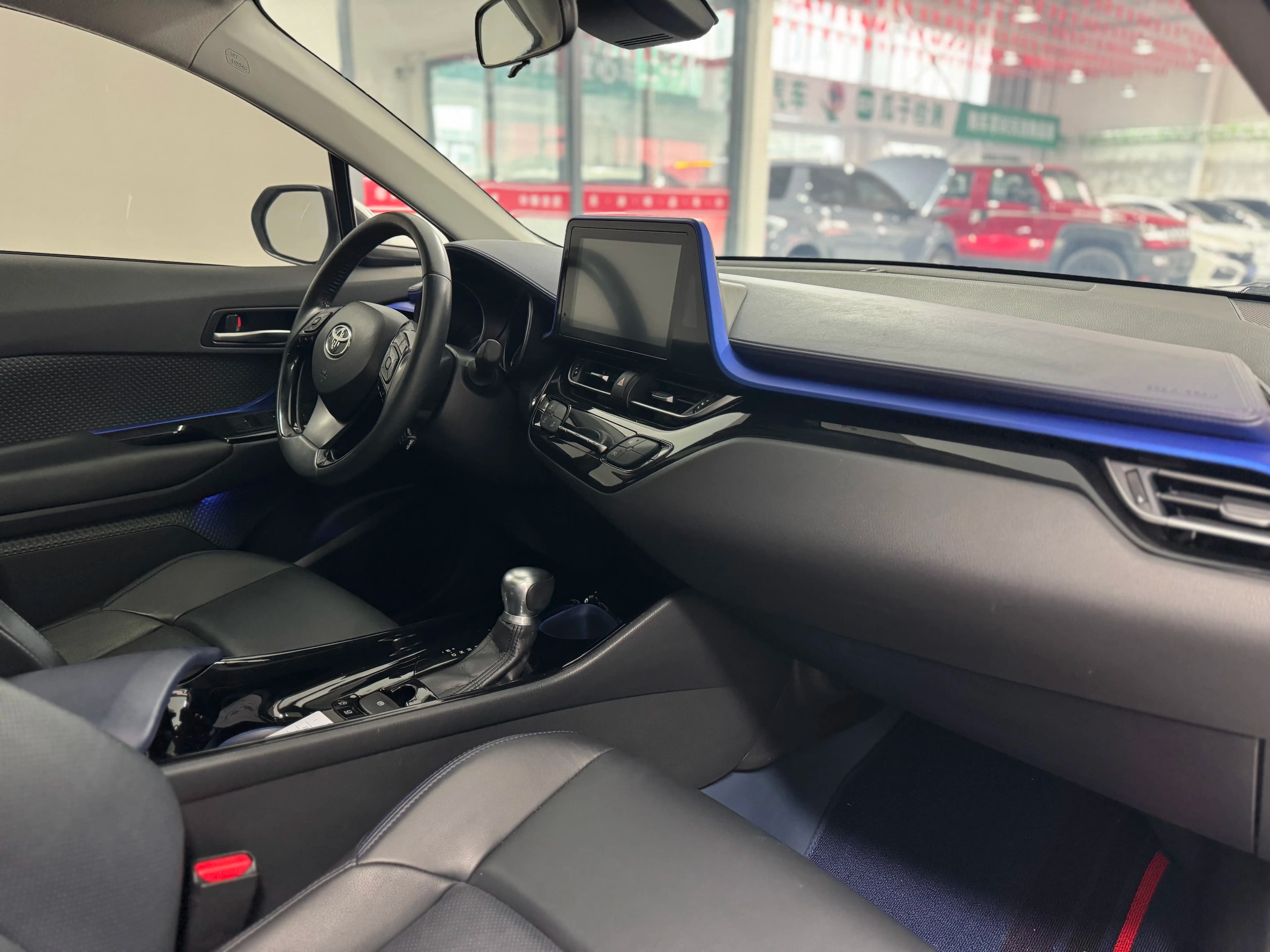 Toyota C-HR 2022 г. 50063 км. — фото 7