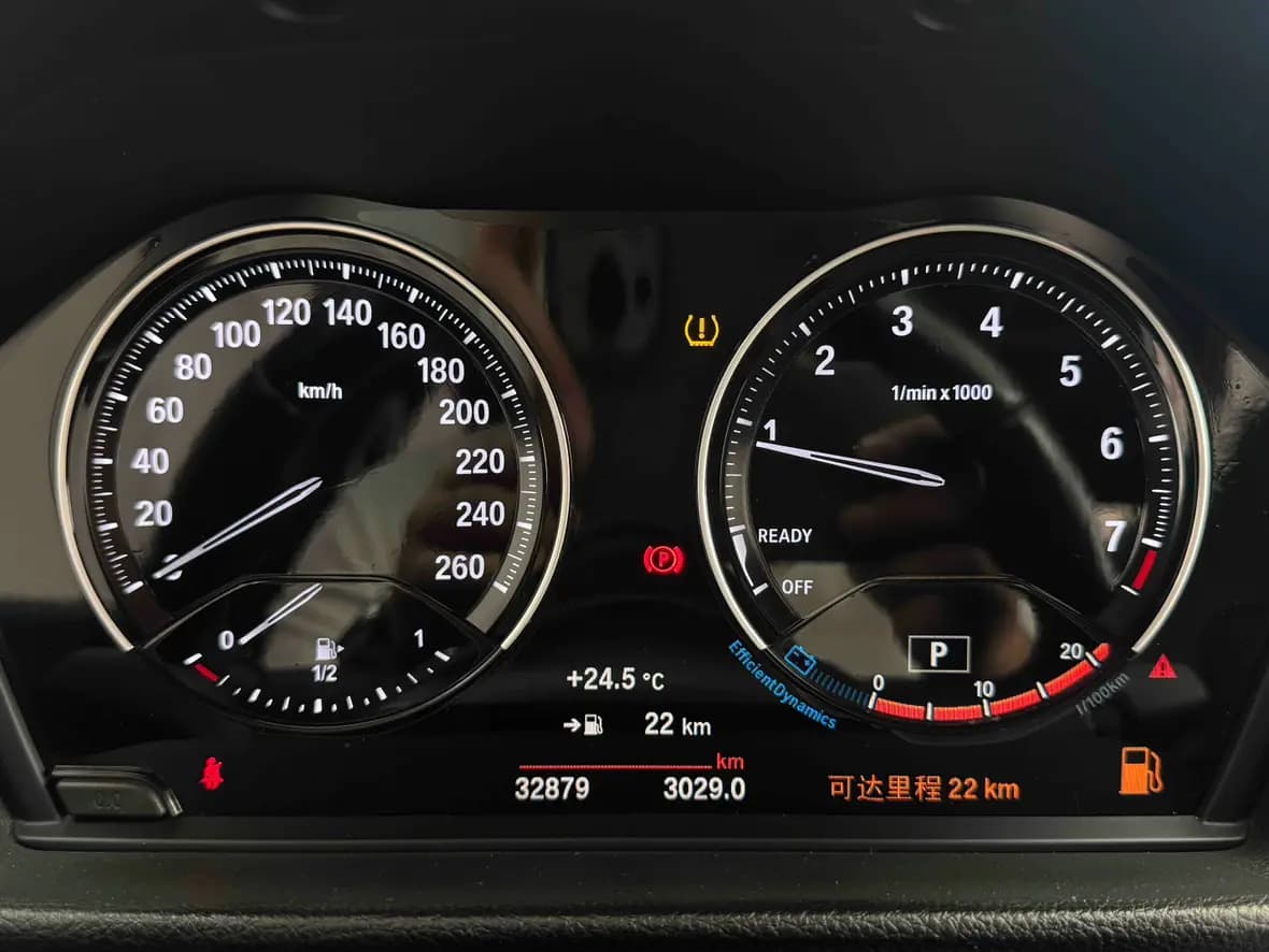 BMW 1 Series 2021 г. 32070 км. — фото 11