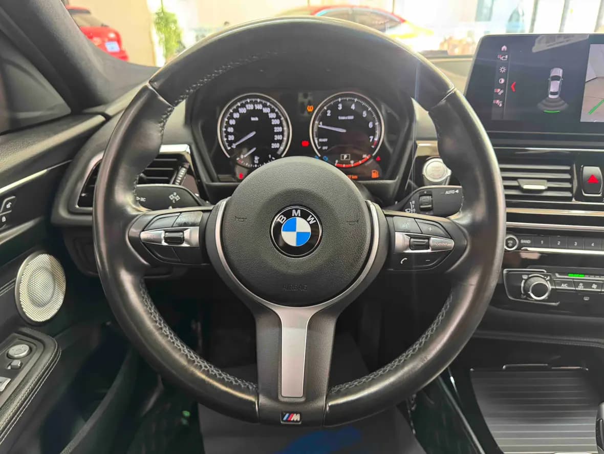 BMW 1 Series 2021 г. 32070 км. — фото 12