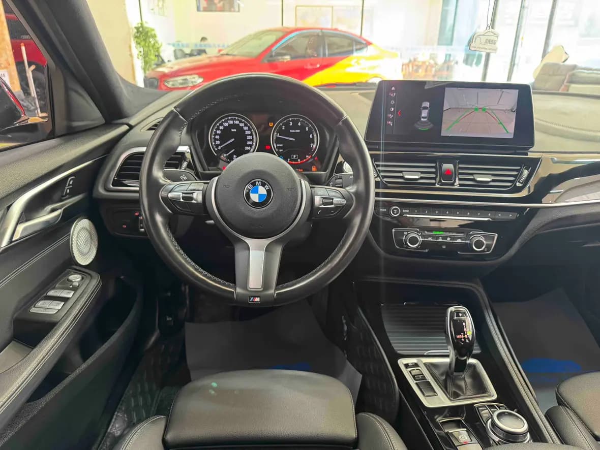 BMW 1 Series 2021 г. 32070 км. — фото 16