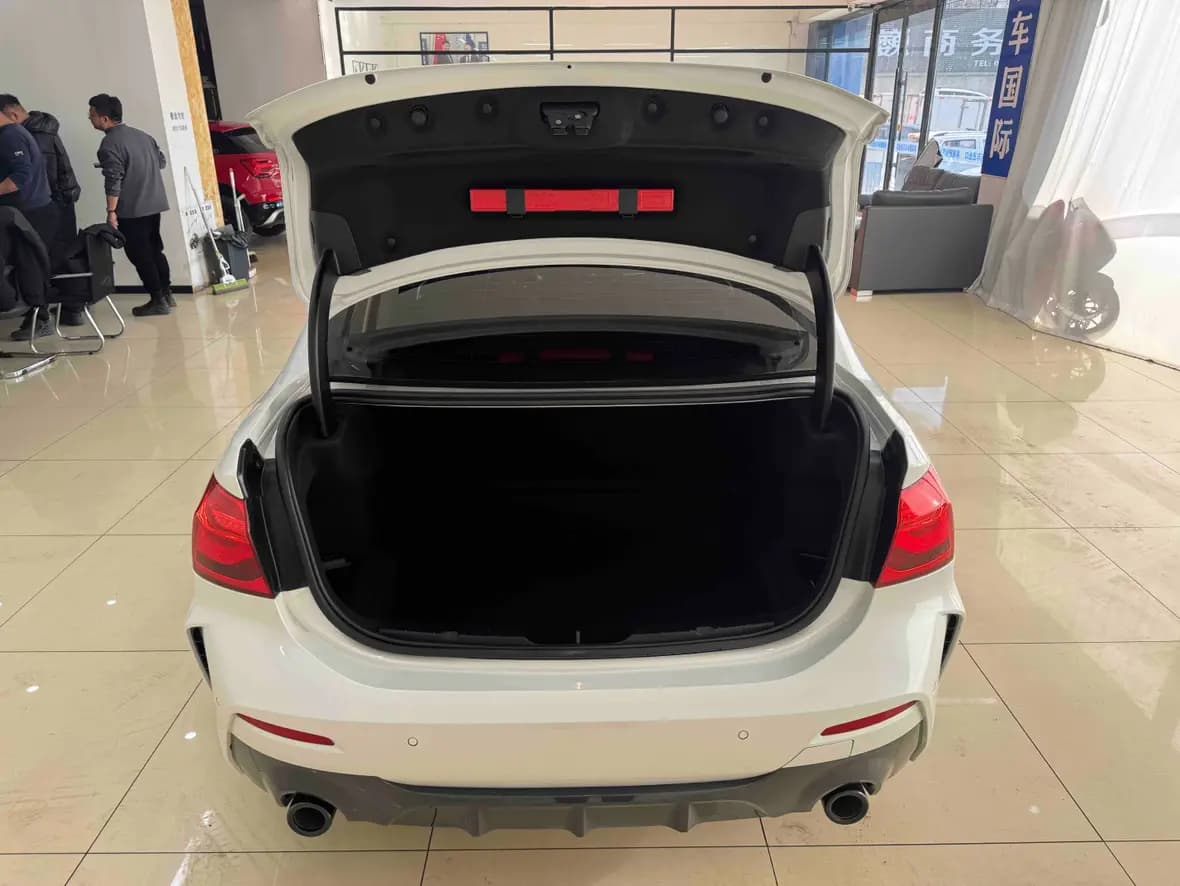 BMW 1 Series 2021 г. 32070 км. — фото 19