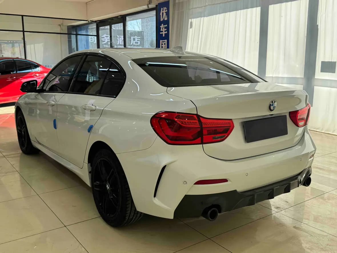 BMW 1 Series 2021 г. 32070 км. — фото 4