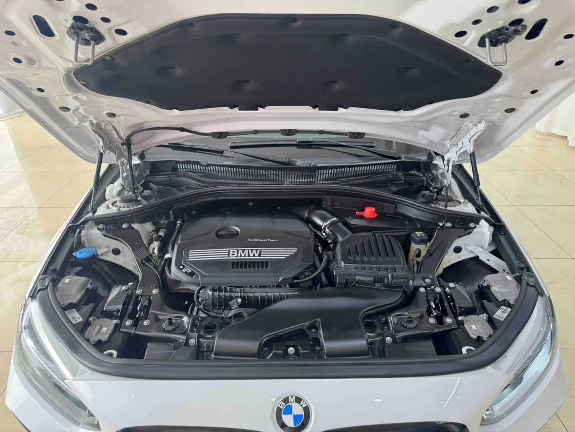 BMW 1 Series 2021 г. 32070 км. — фото 7