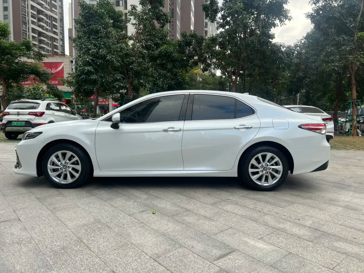 Toyota Camry 2023 г. 22044 км. — фото 3