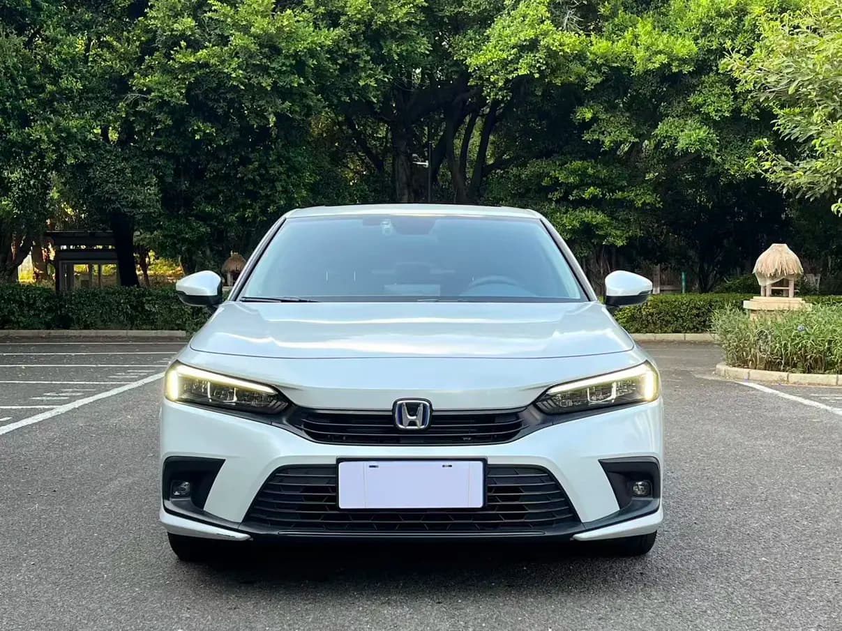 Honda Civic 2023 г. 20130 км. — фото 2