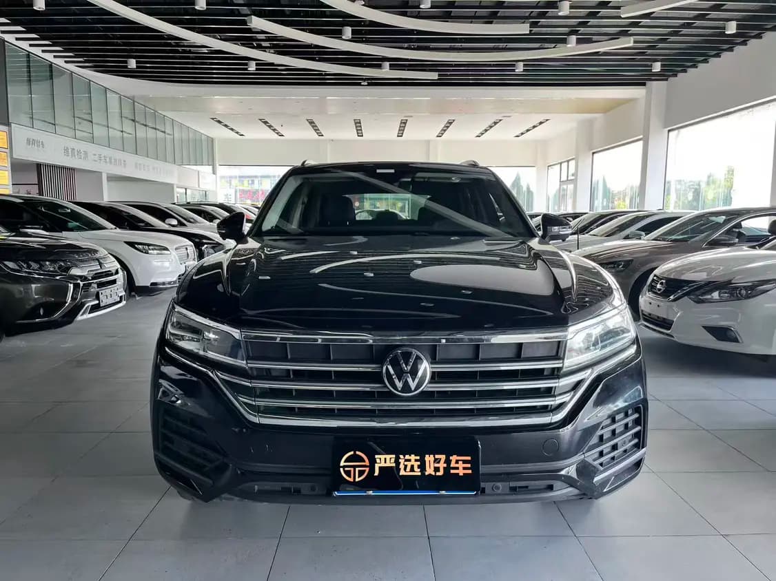 Volkswagen Touareg 2021 г. 123106 км. — фото 2