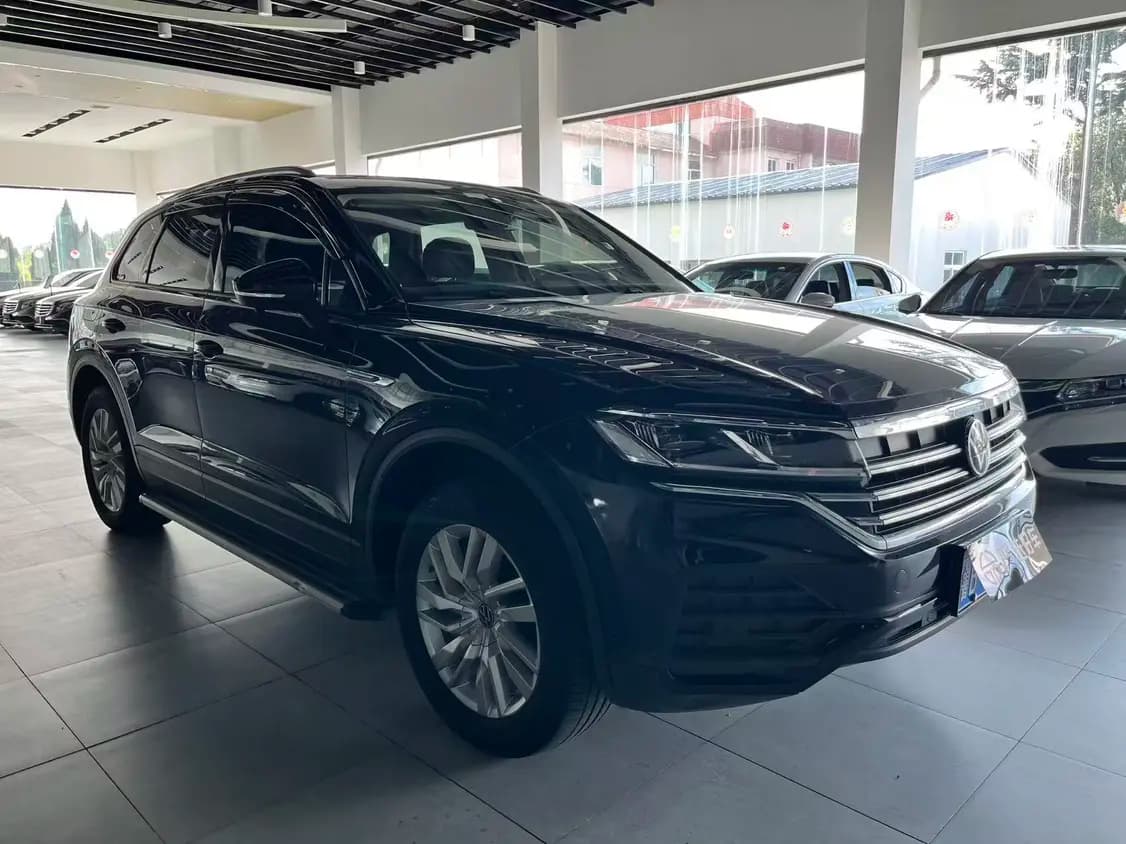 Volkswagen Touareg 2021 г. 123106 км. — фото 3
