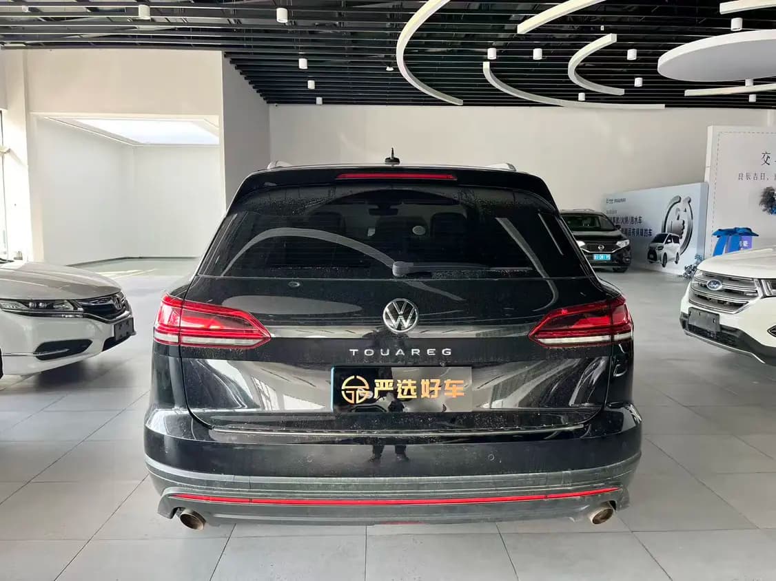 Volkswagen Touareg 2021 г. 123106 км. — фото 5