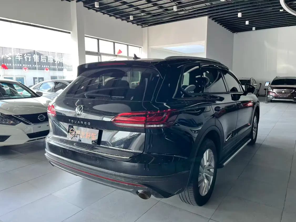 Volkswagen Touareg 2021 г. 123106 км. — фото 6