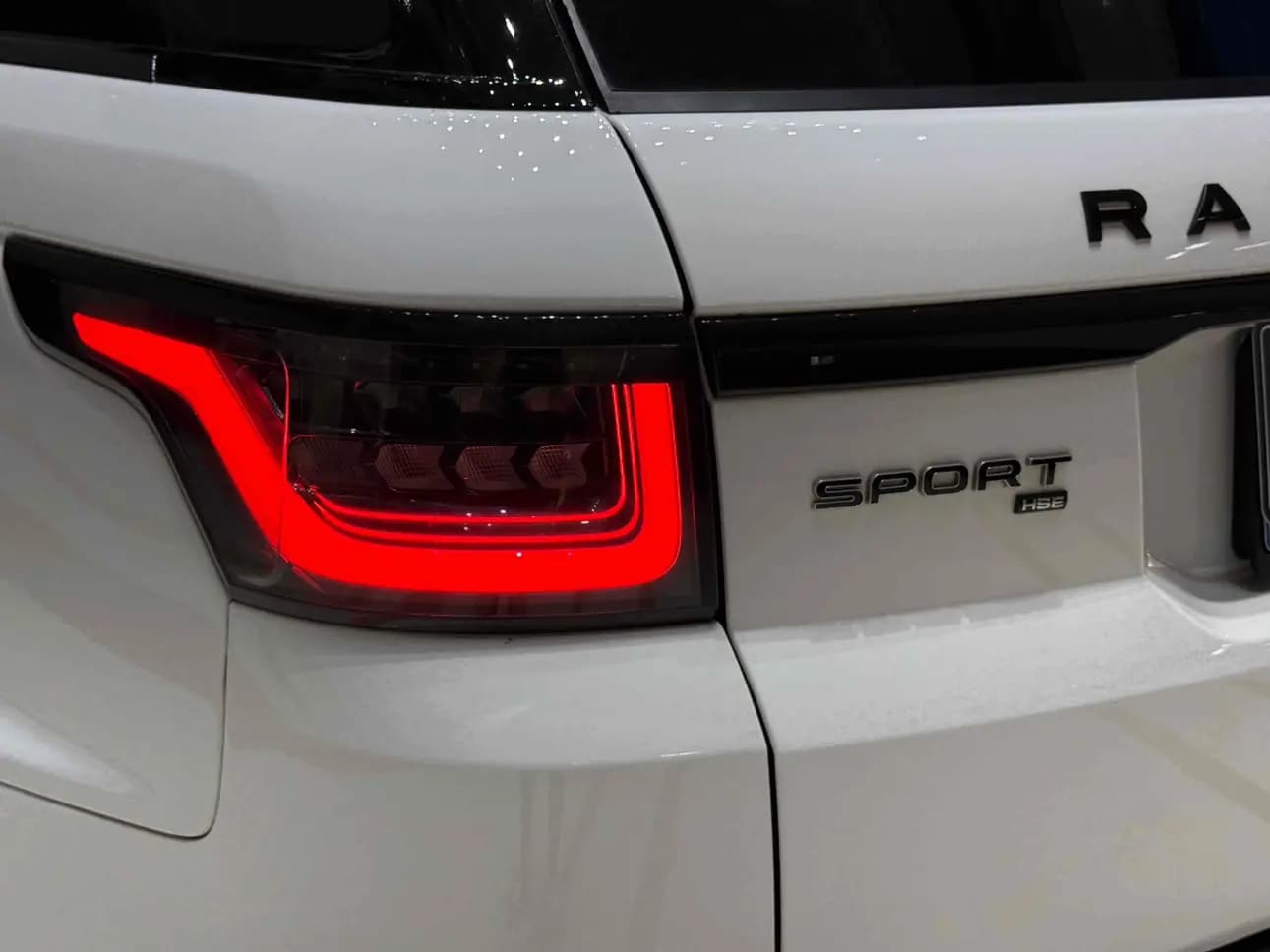Land Rover Range Rover Sport 2021 г. 30000 км. — фото 9