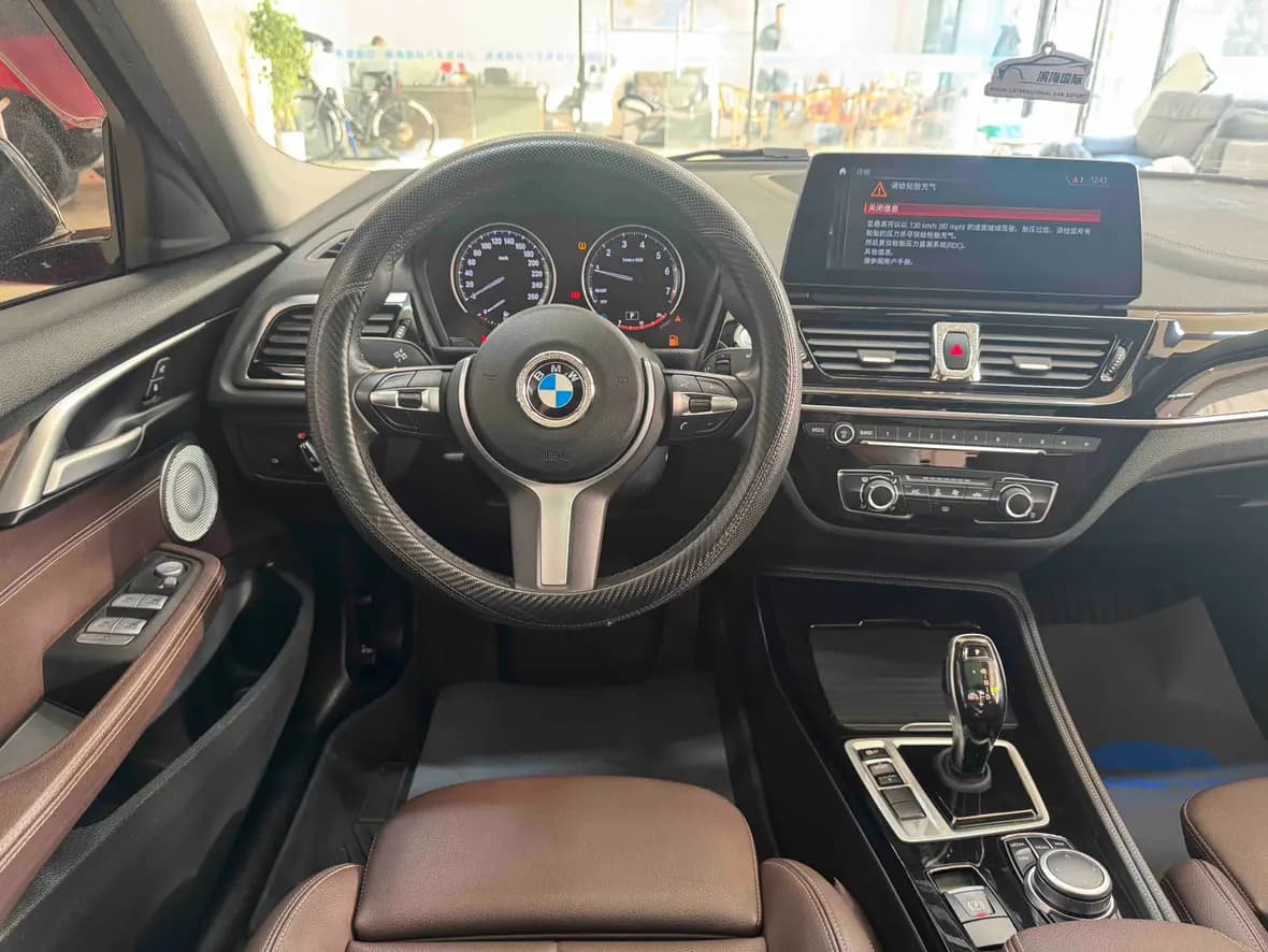 BMW 1 Series 2021 г. 45072 км. — фото 15