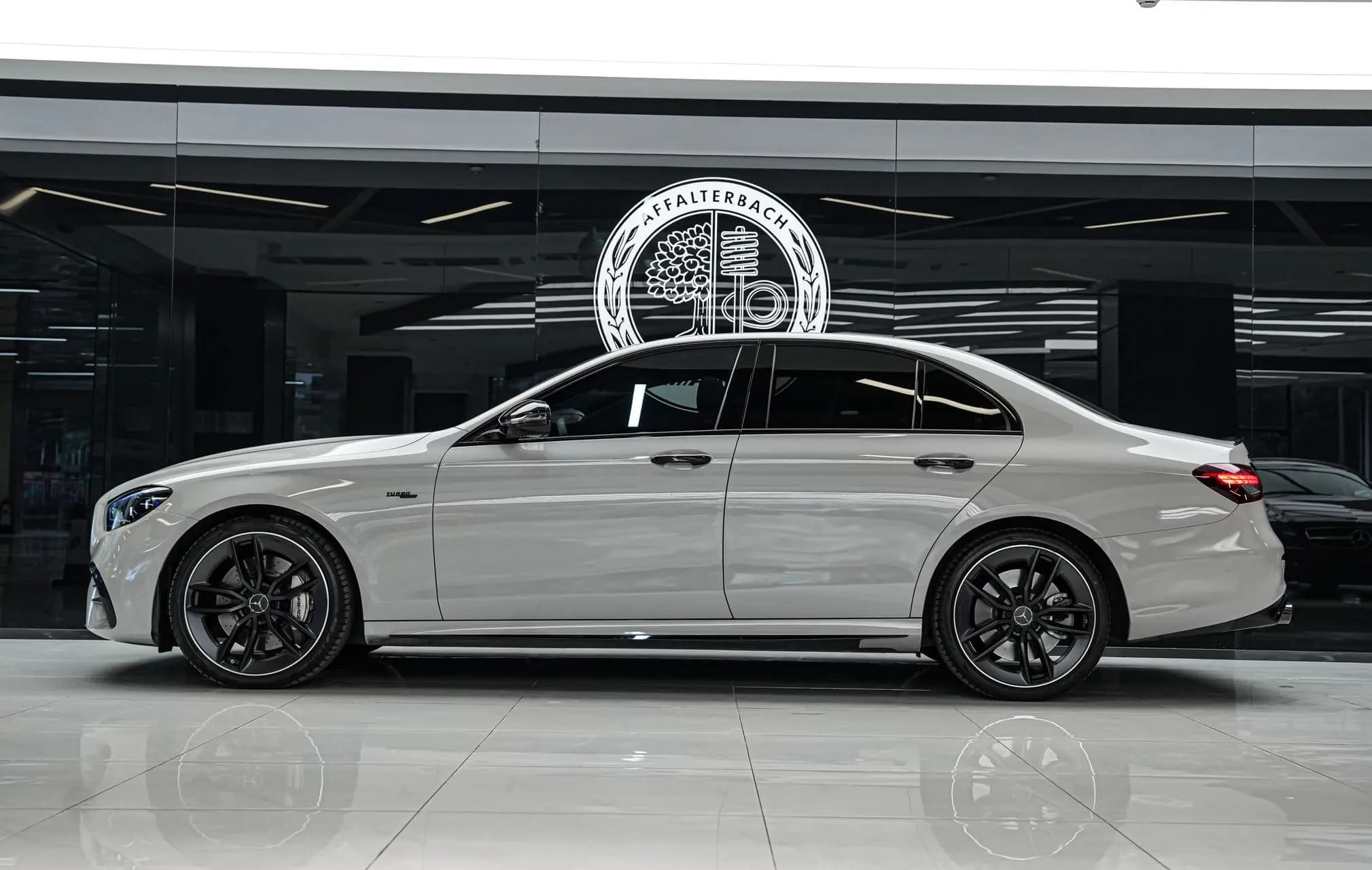 Mercedes-Benz E-Class AMG 2023 г. 30139 км. — фото 3