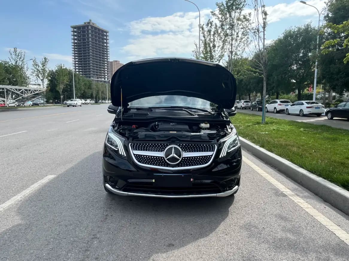 Mercedes-Benz Vito 2022 г. 37859 км. — фото 12
