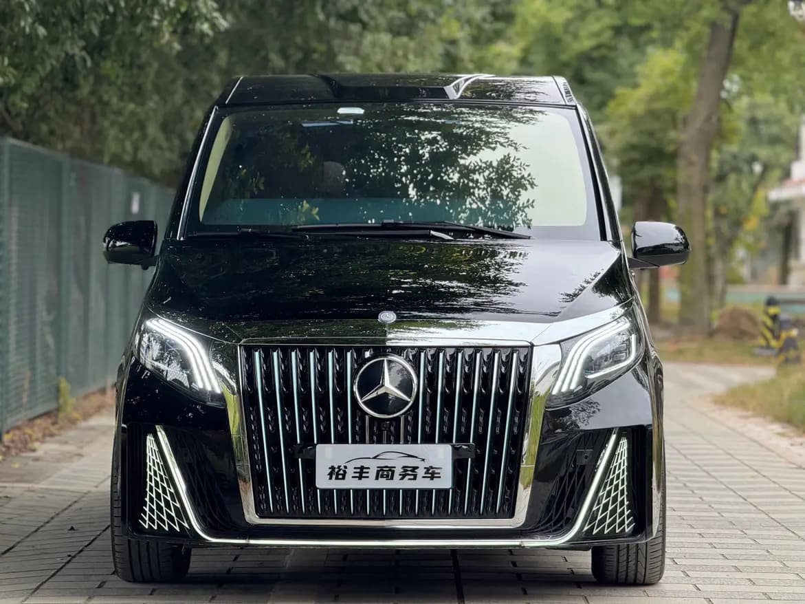 Mercedes-Benz Vito 2022 г. 41060 км. — фото 2