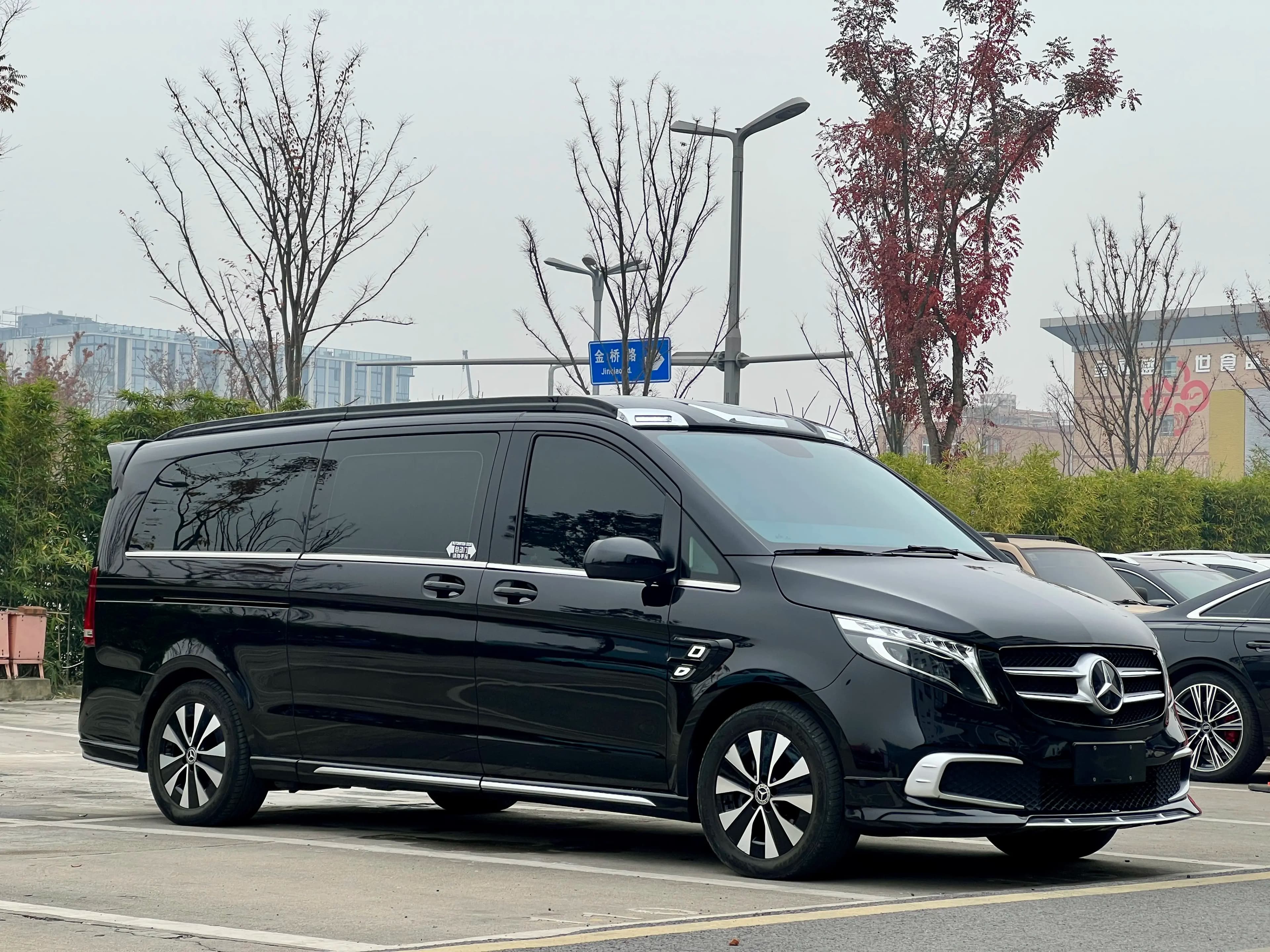 Mercedes-Benz Vito 2024 г. 39062 км. — фото 3