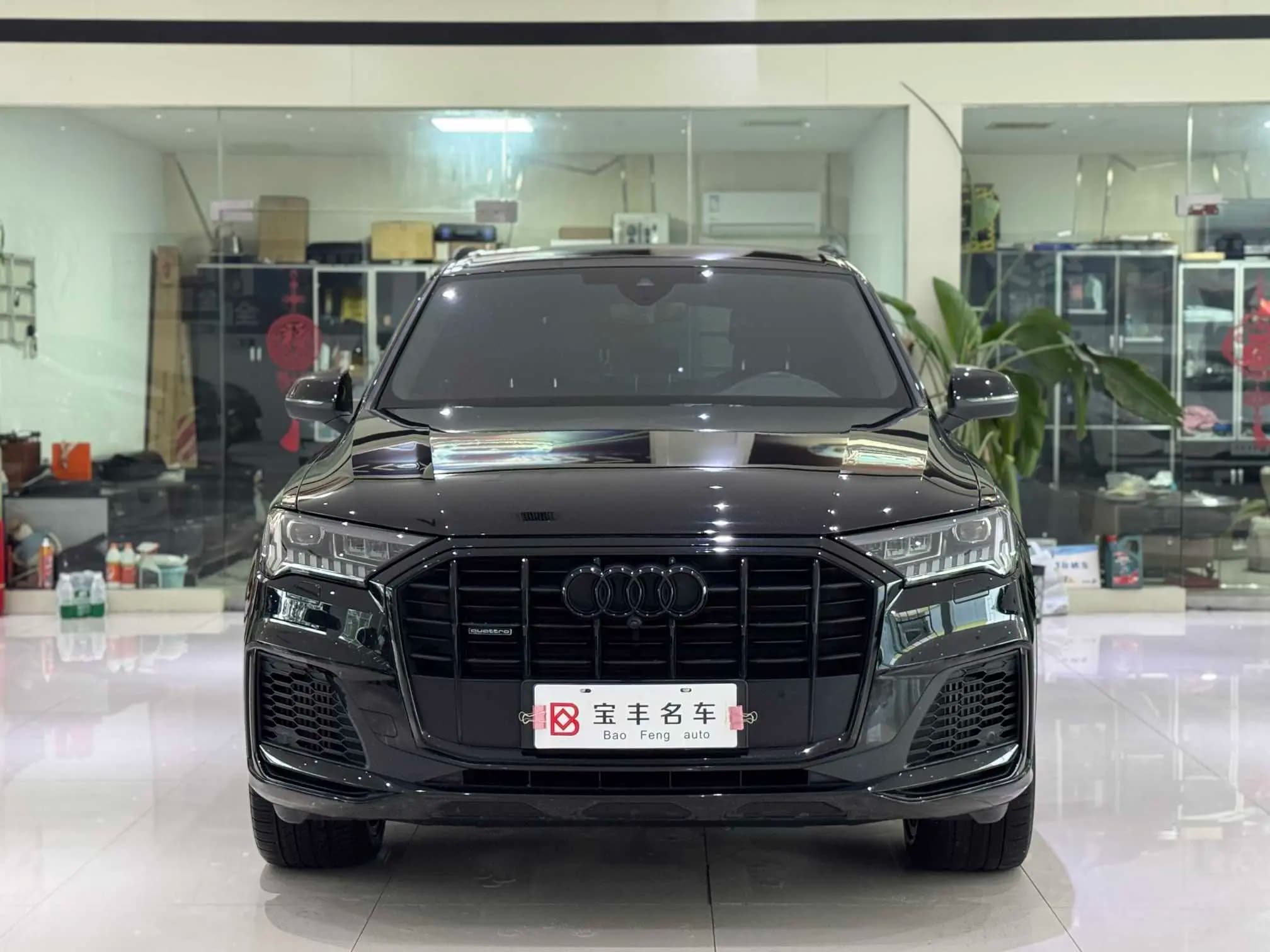 Audi Q7 2022 г. 62046 км. — фото 2