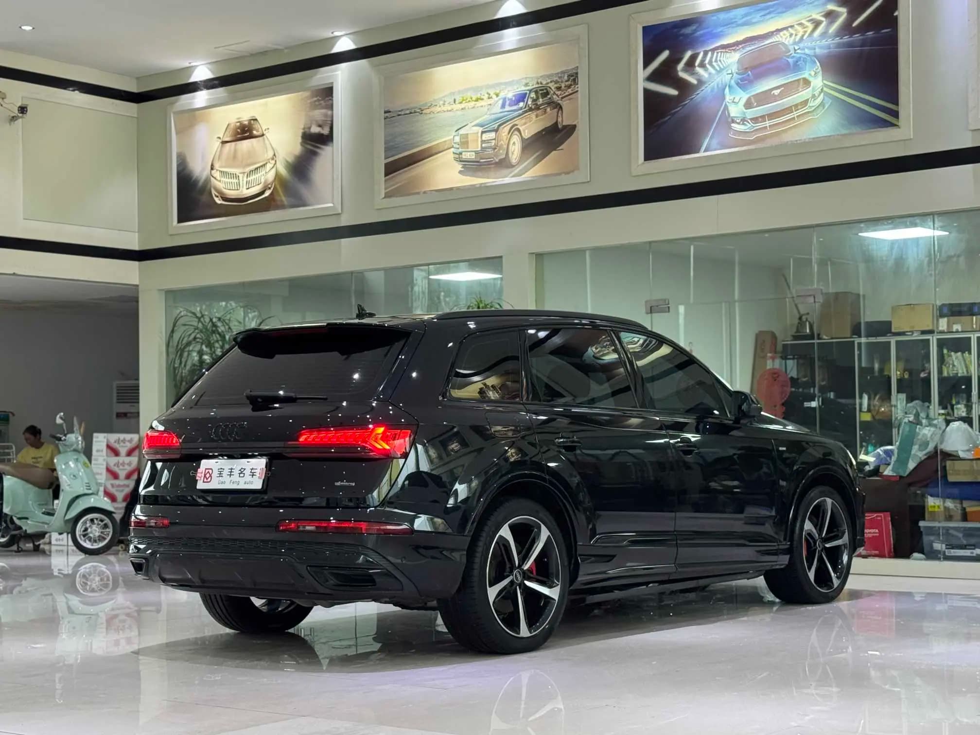 Audi Q7 2022 г. 62046 км. — фото 6