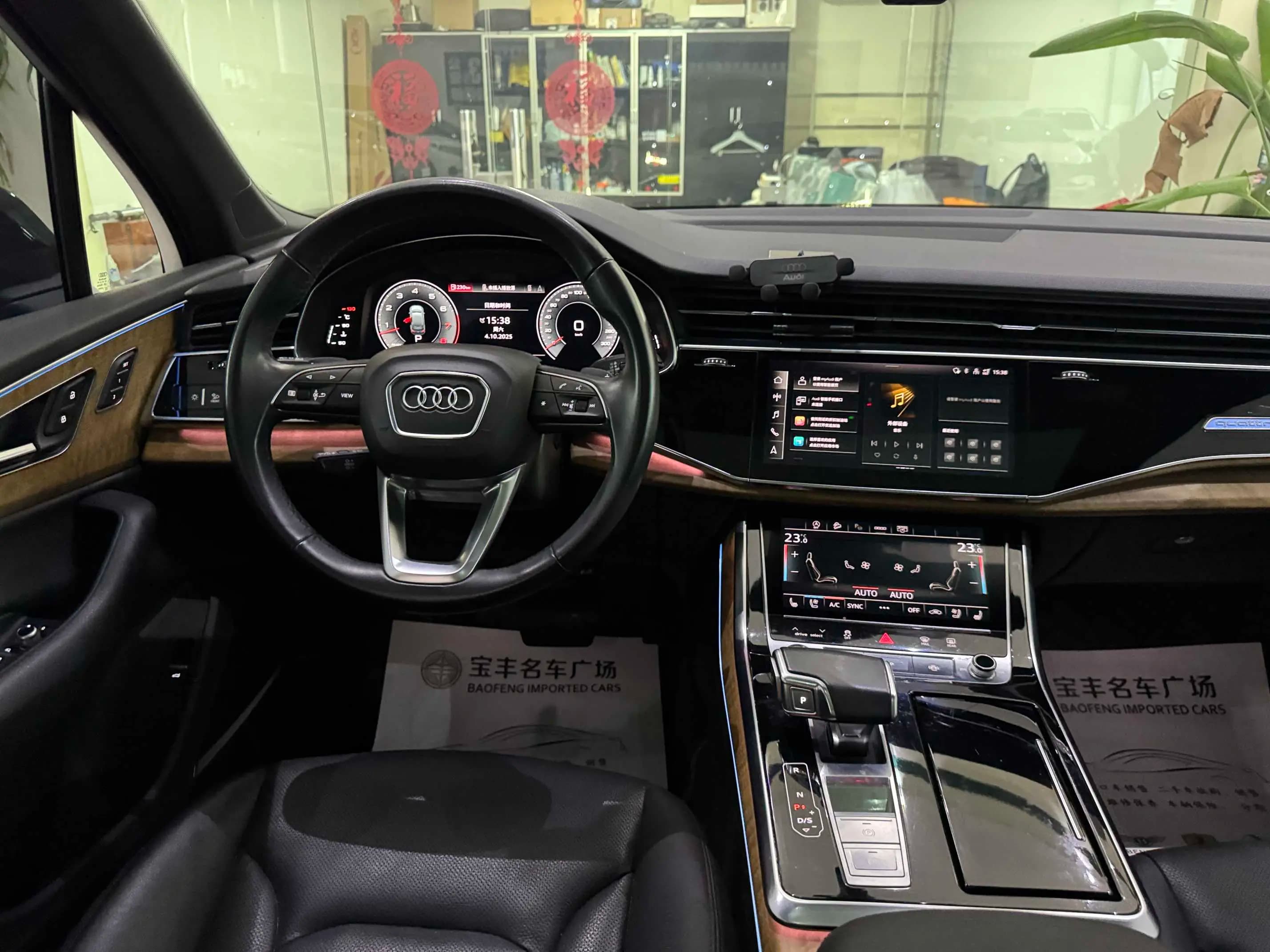 Audi Q7 2022 г. 62046 км. — фото 7