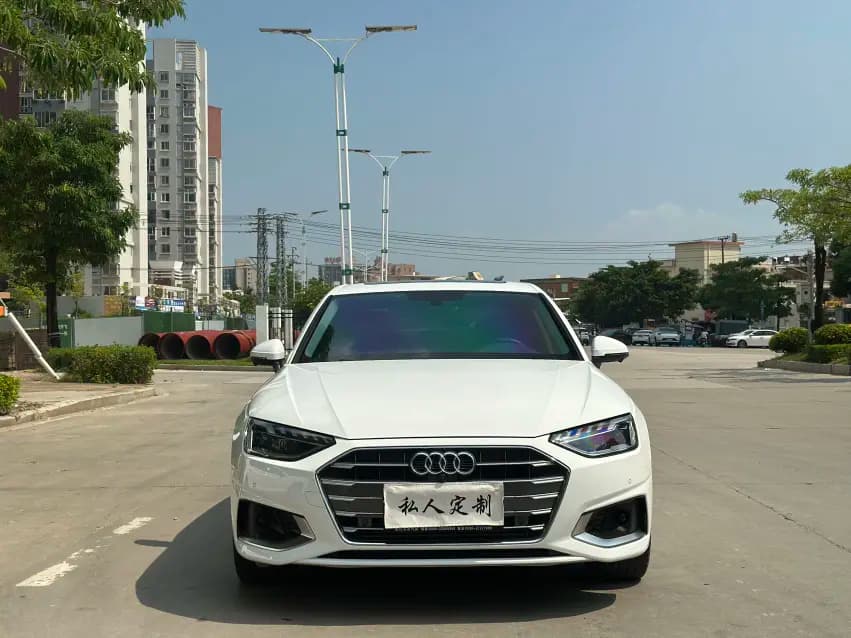 Audi A4L 2022 г. 44014 км. — фото 2