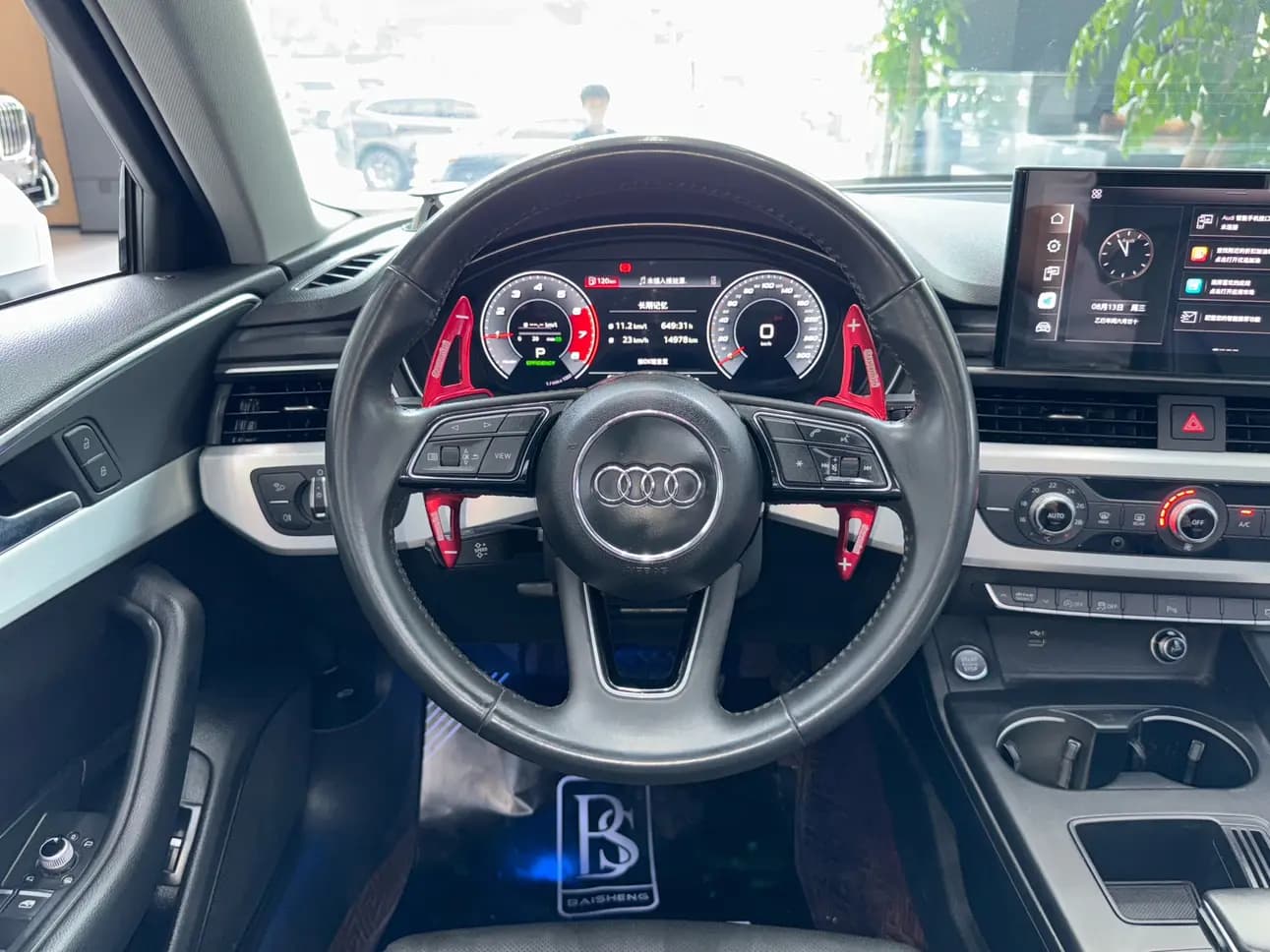 Audi A4L 2021 г. 61013 км. — фото 7