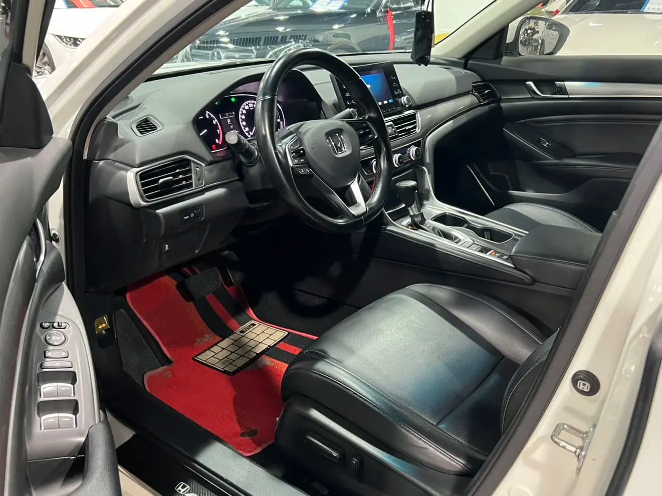 Honda Accord 2021 г. 60000 км. — фото 8