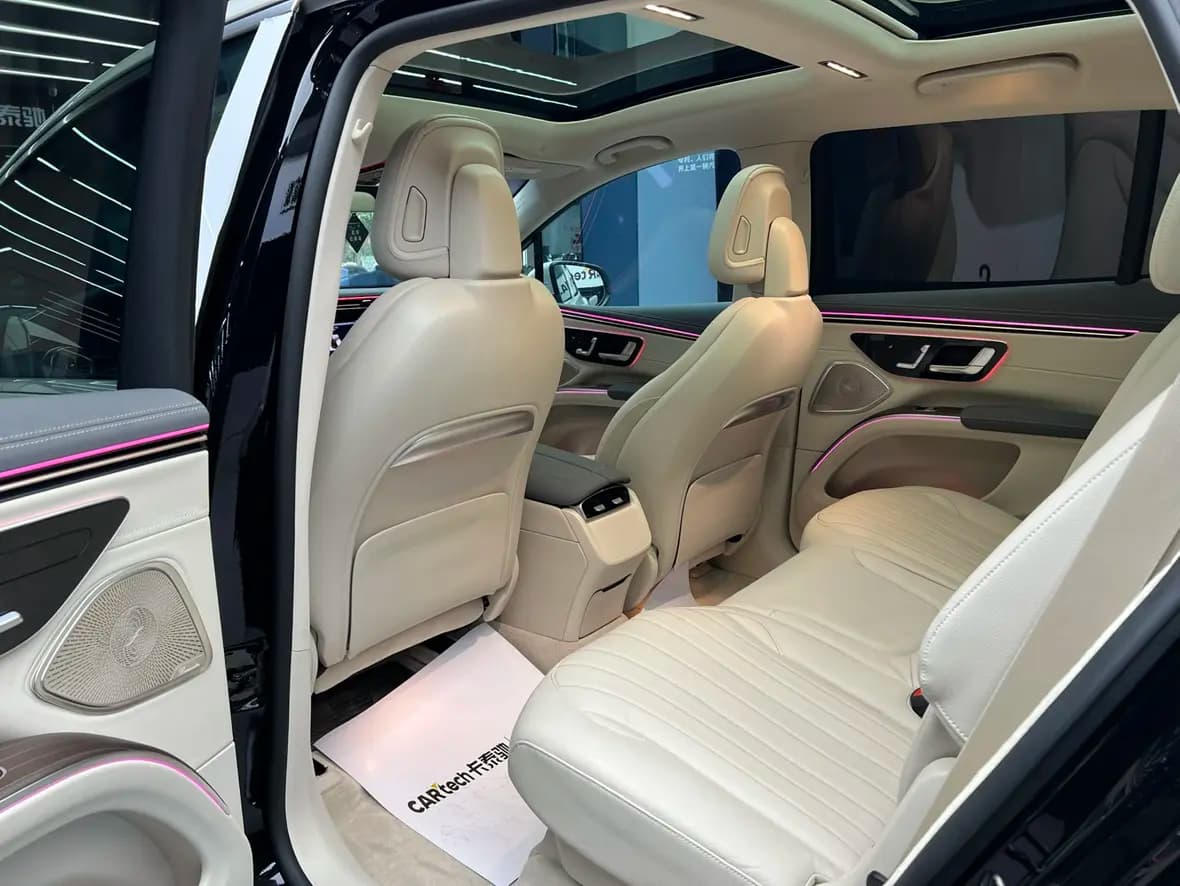 Mercedes-Benz EQS SUV 2023 г. 36051 км. — фото 4