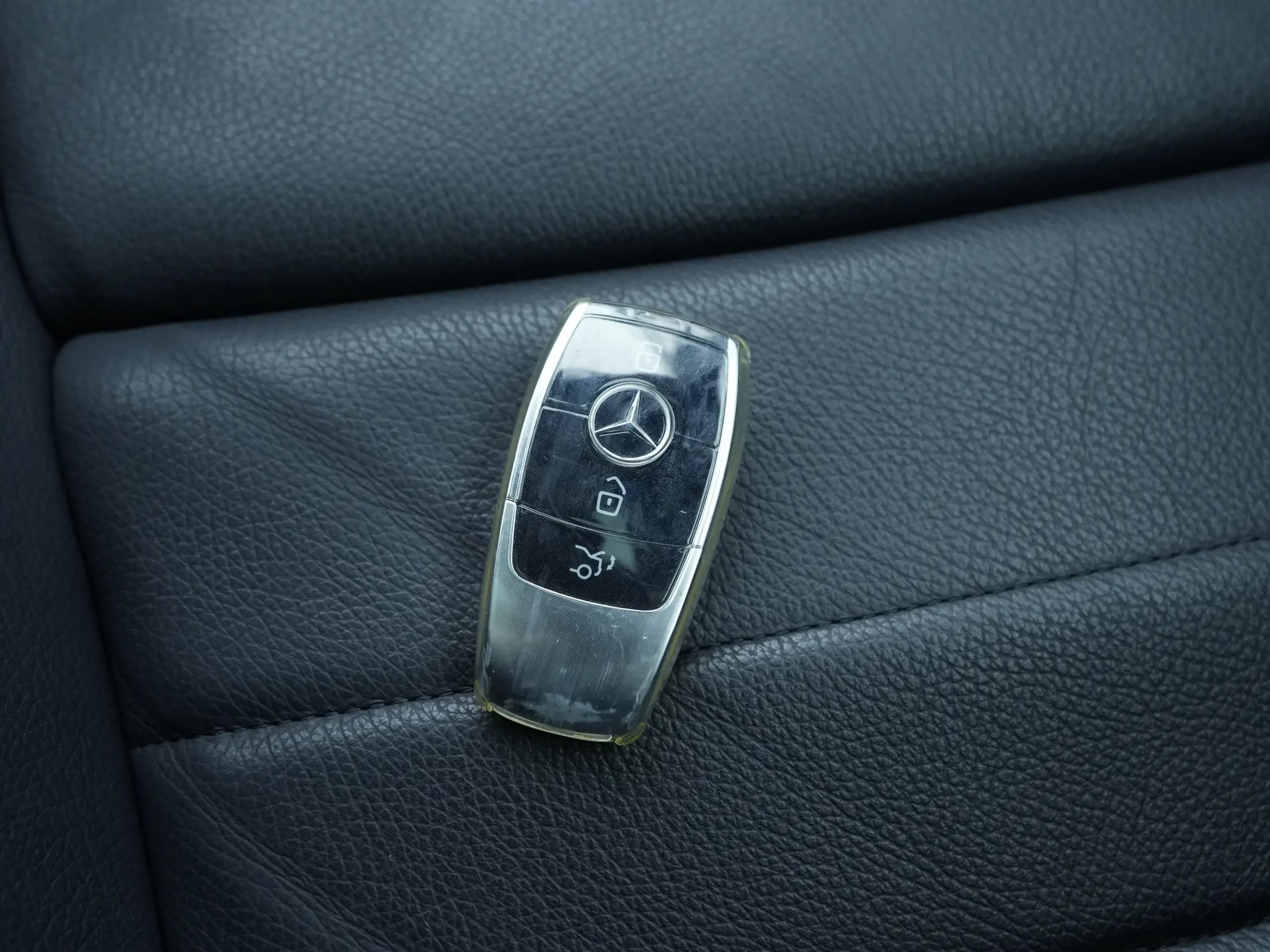 Mercedes-Benz E-Class 2022 г. 27286 км. — фото 11