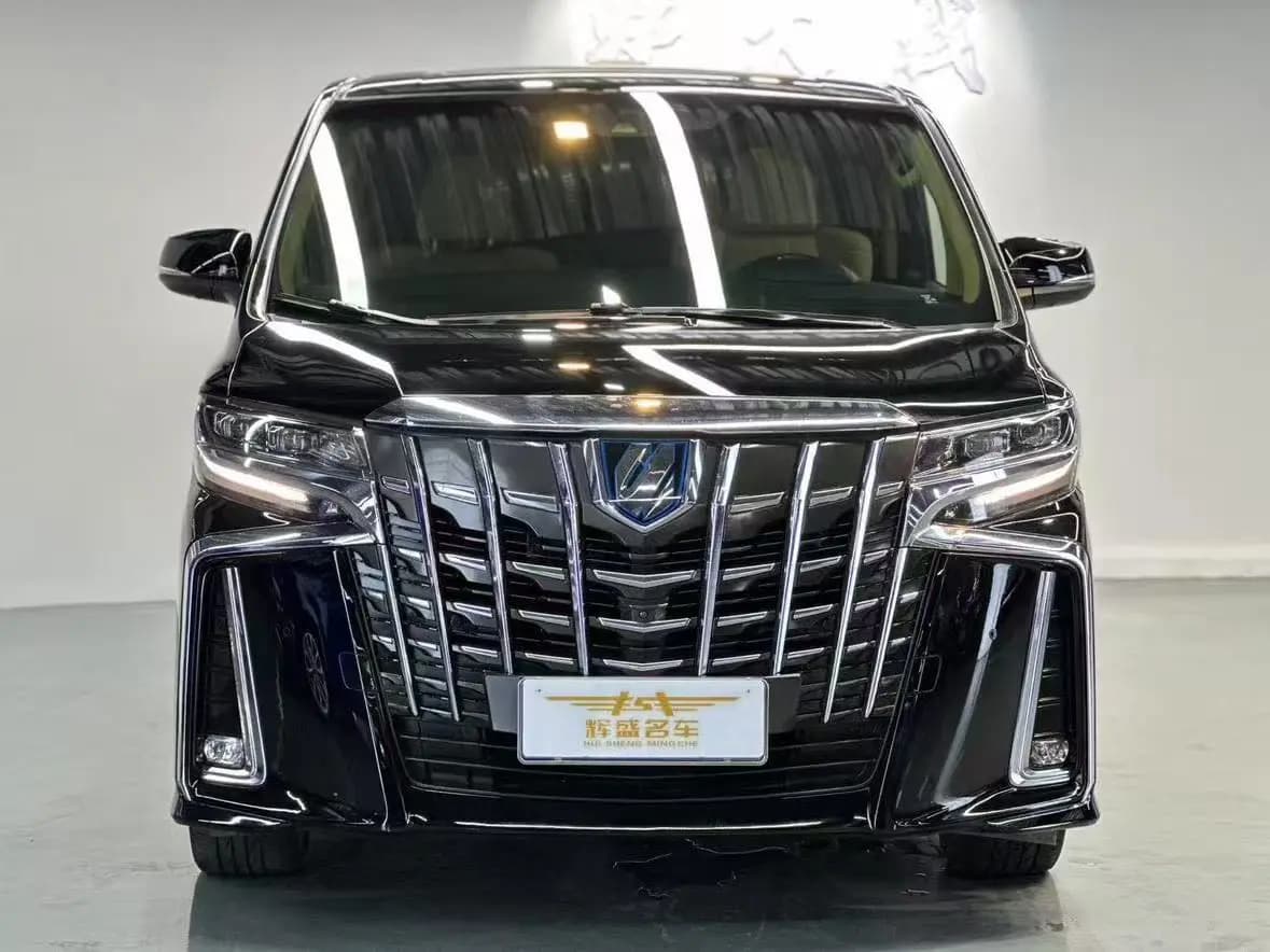 Toyota Alphard 2022 г. 90138 км. — фото 2