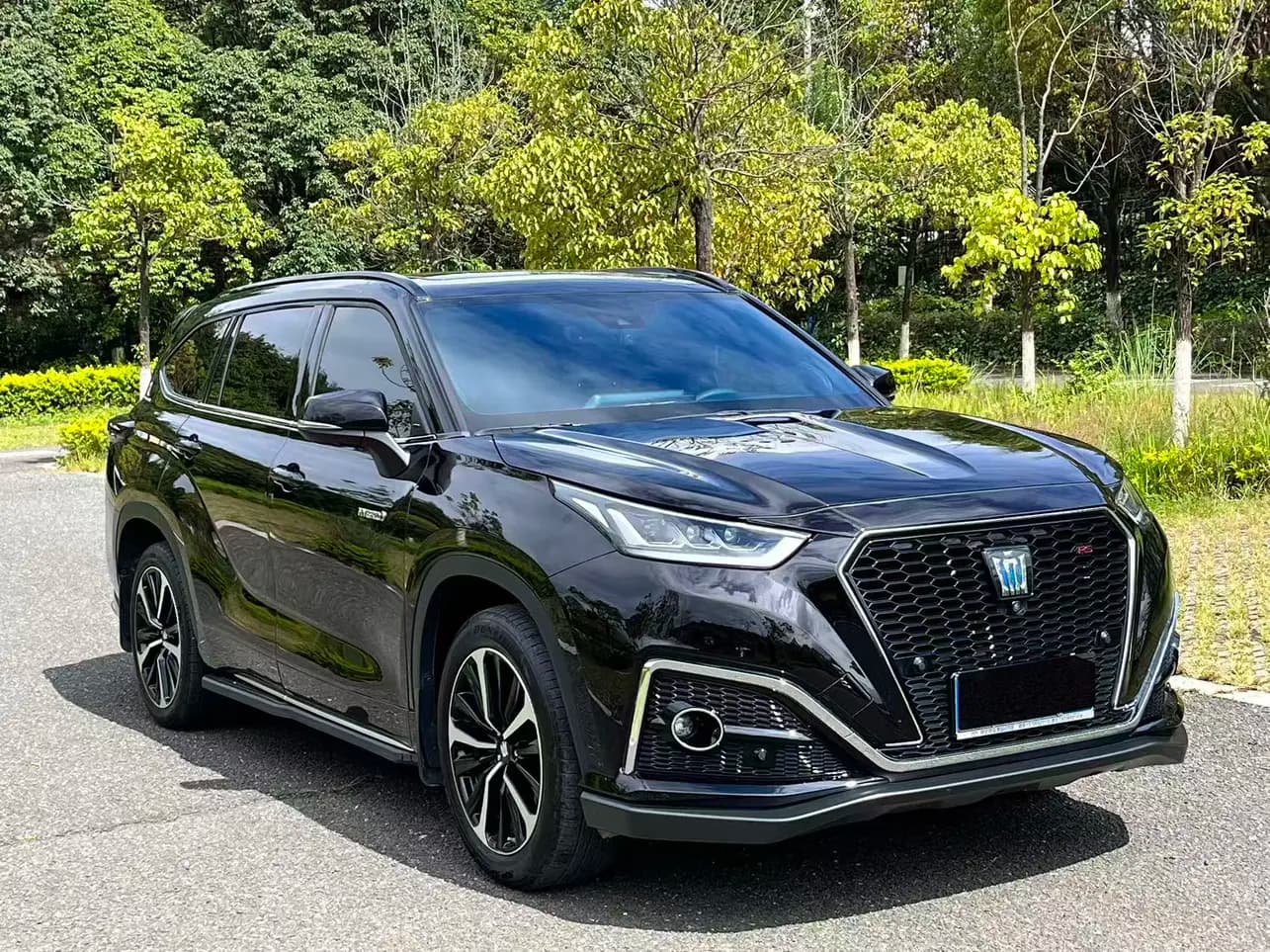 Toyota Crown Kluger 2022 г. 64137 км. — фото 3